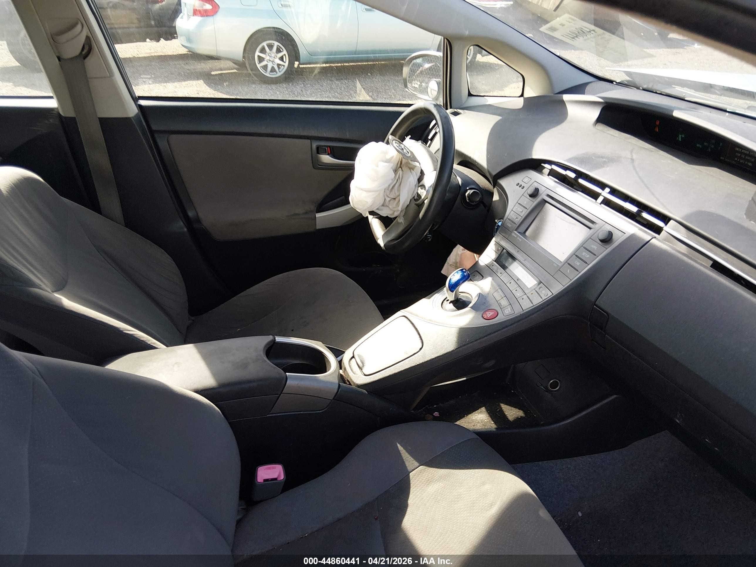 2013 Toyota Prius Three Silver vin: JTDKN3DU2D0342080