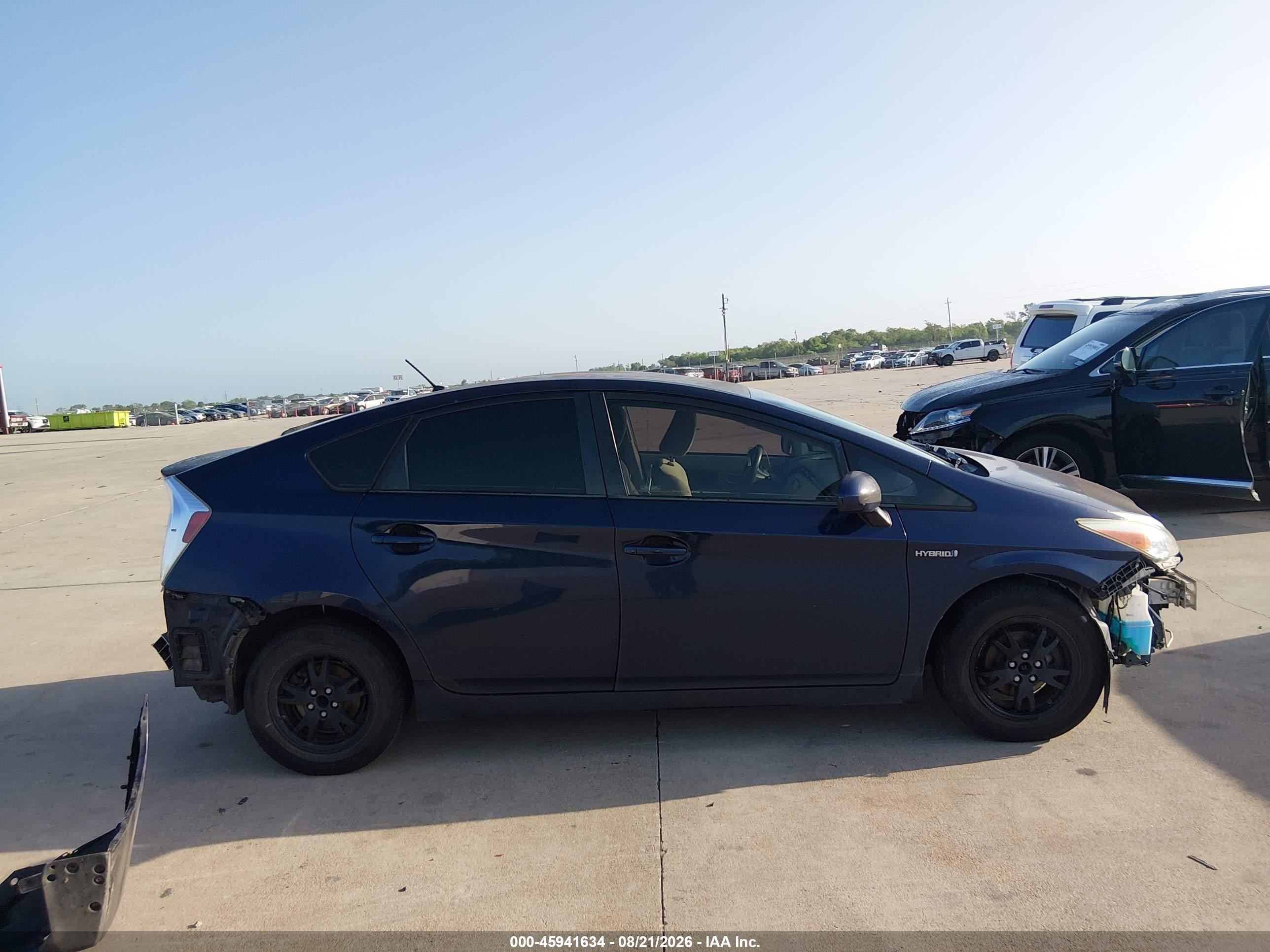 2013 Toyota Prius Two Синий vin: JTDKN3DU2D0345593