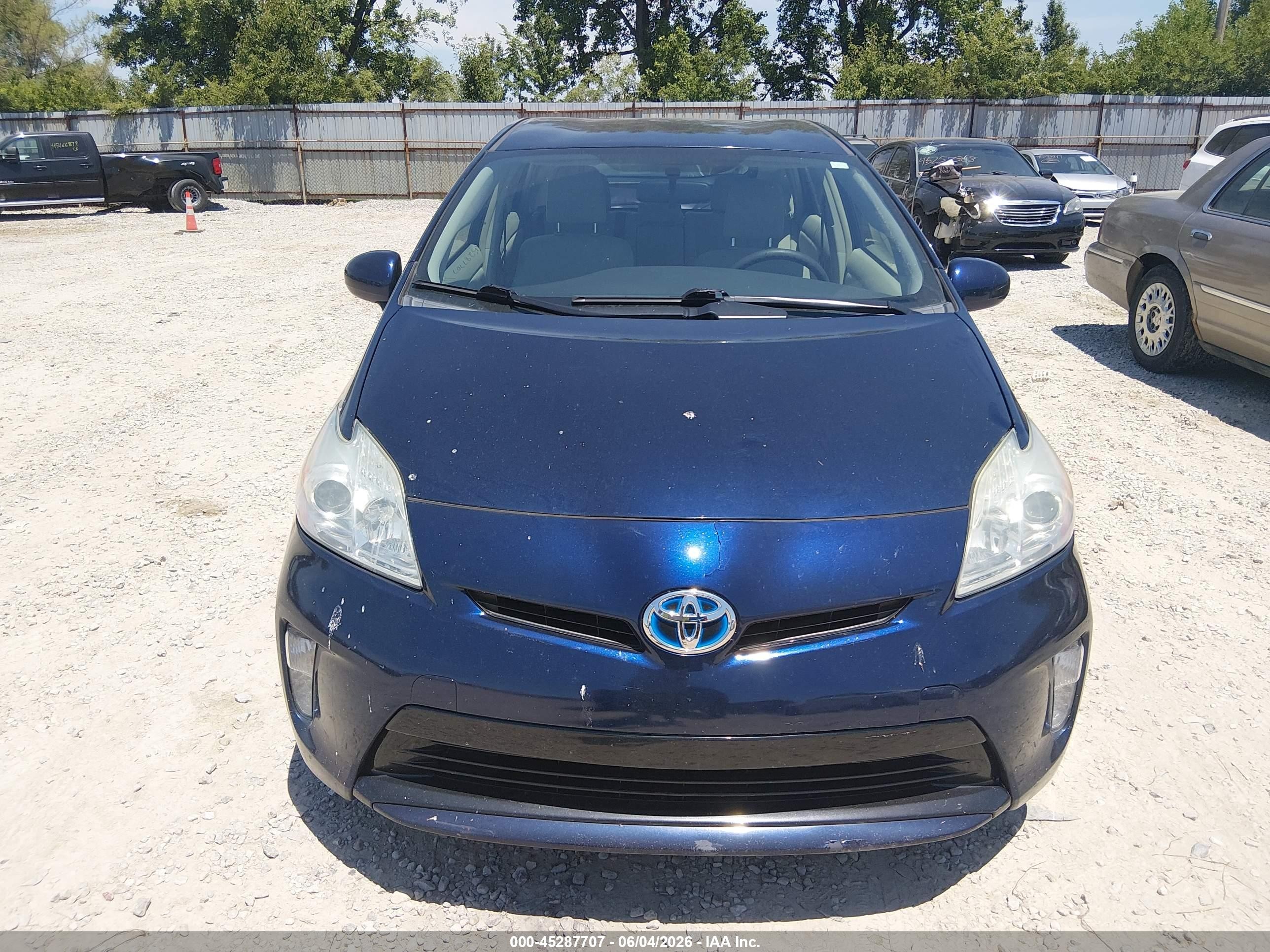 2013 Toyota Prius Two Blue vin: JTDKN3DU2D1621345