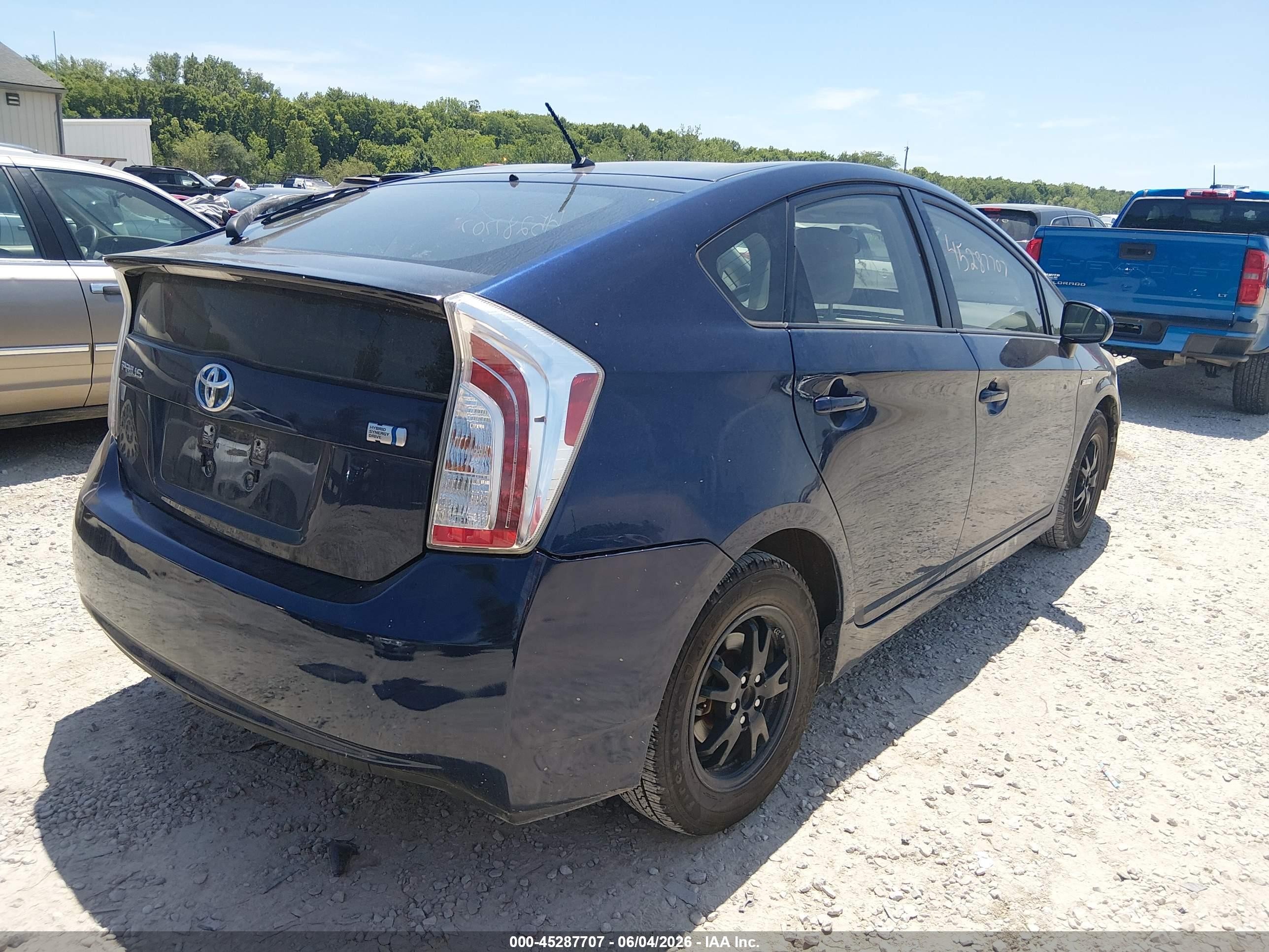 2013 Toyota Prius Two Blue vin: JTDKN3DU2D1621345
