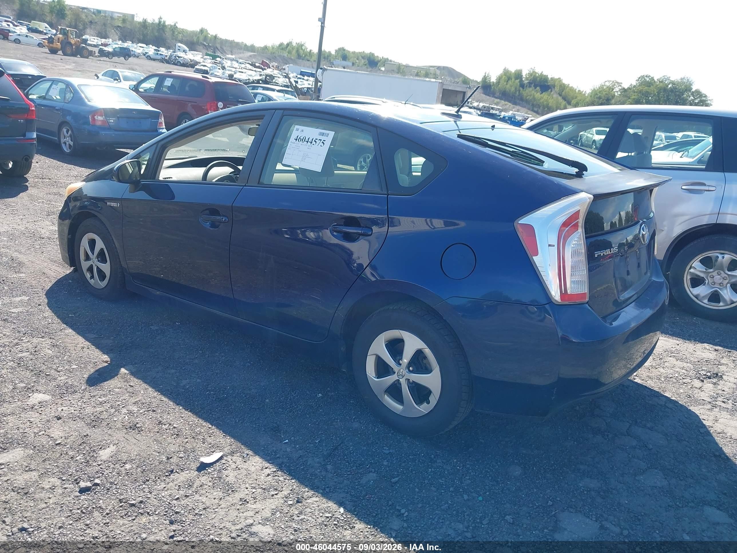 2013 Toyota Prius Three Синий vin: JTDKN3DU2D1685563