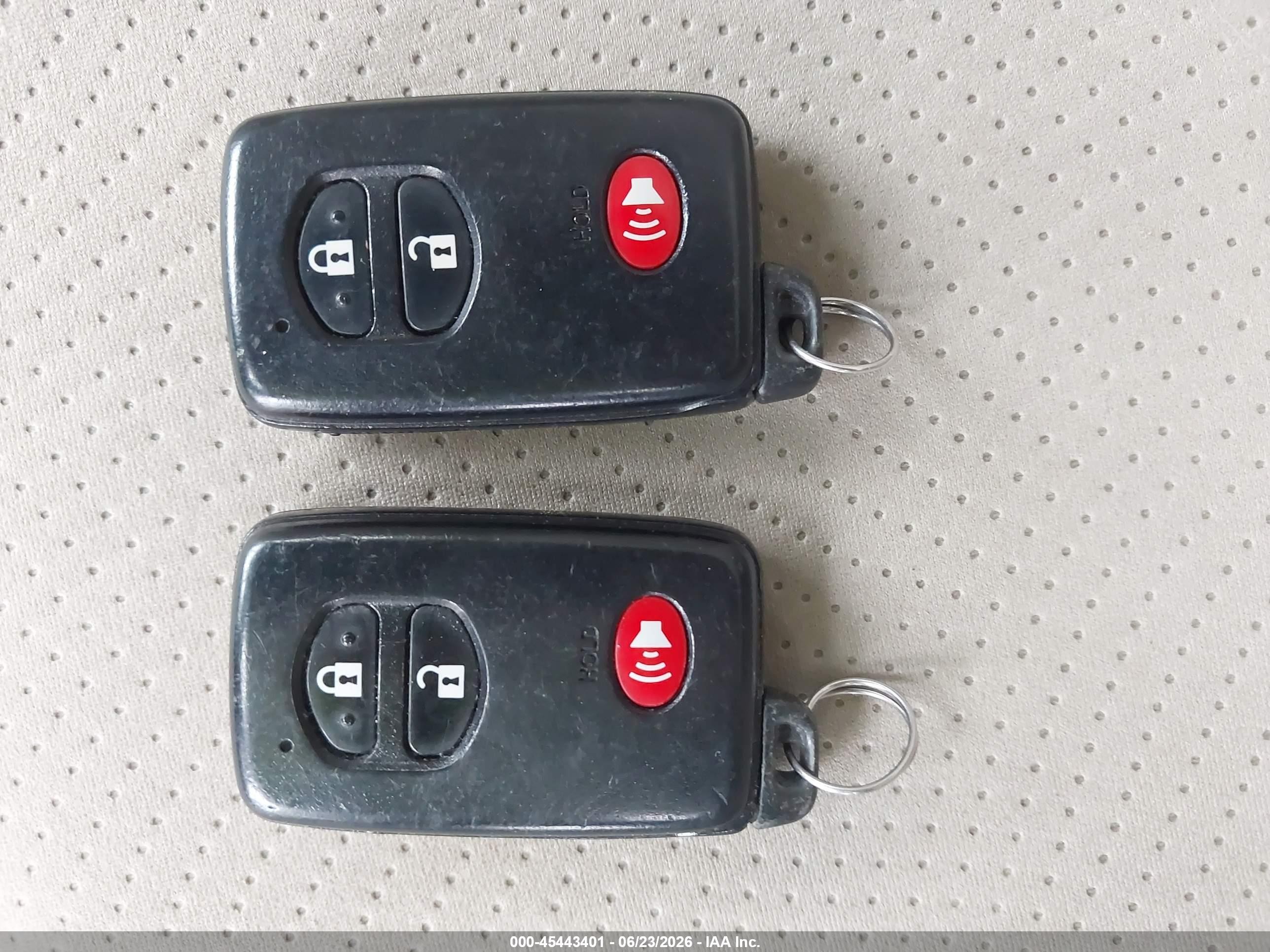 2013 Toyota Prius Two Red vin: JTDKN3DU2D1692819