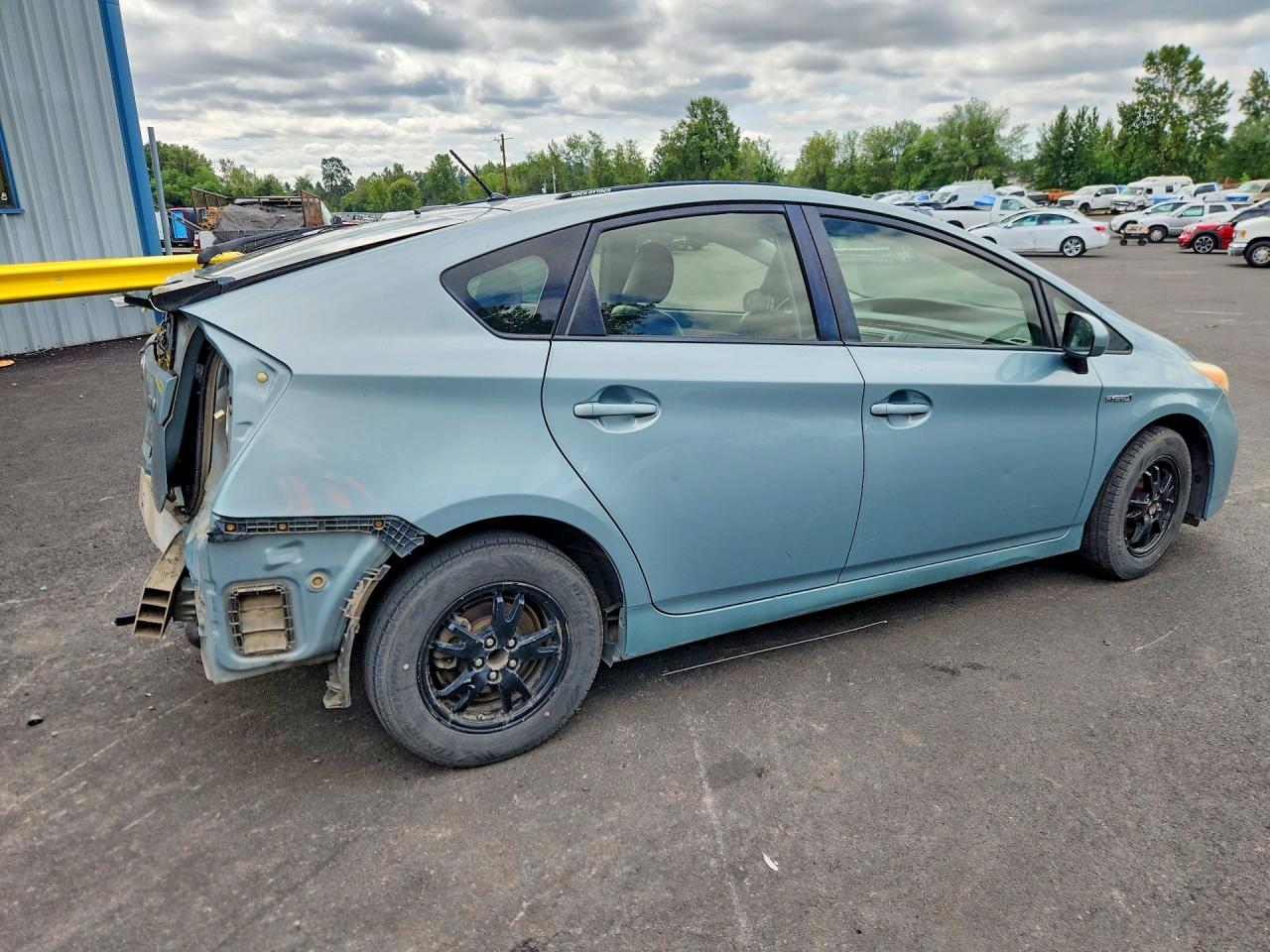 2013 Toyota Prius Two Turquoise vin: JTDKN3DU2D1720795