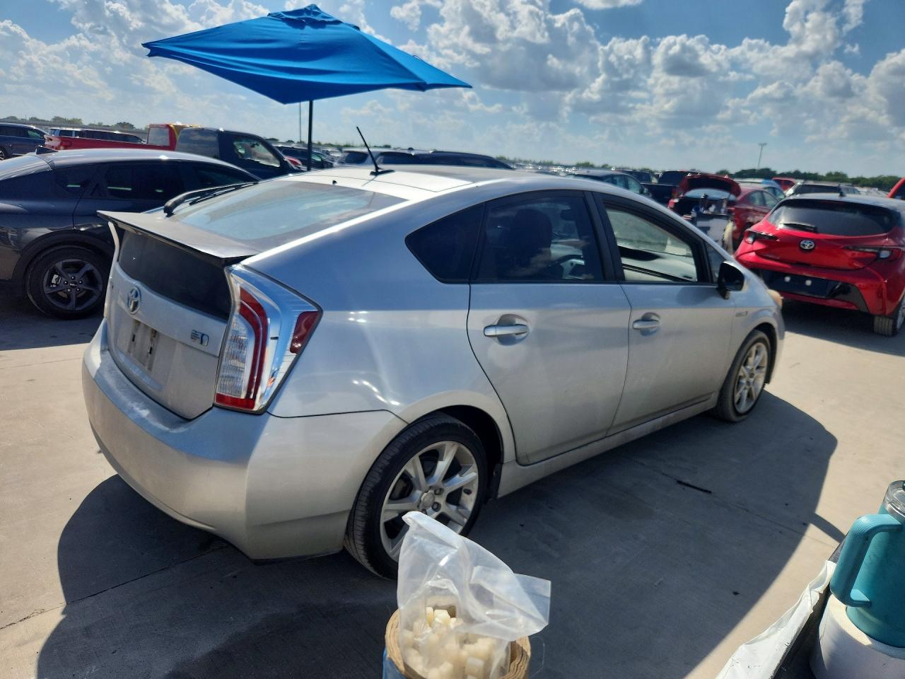 2013 Toyota Prius Four Silver vin: JTDKN3DU2D1723938