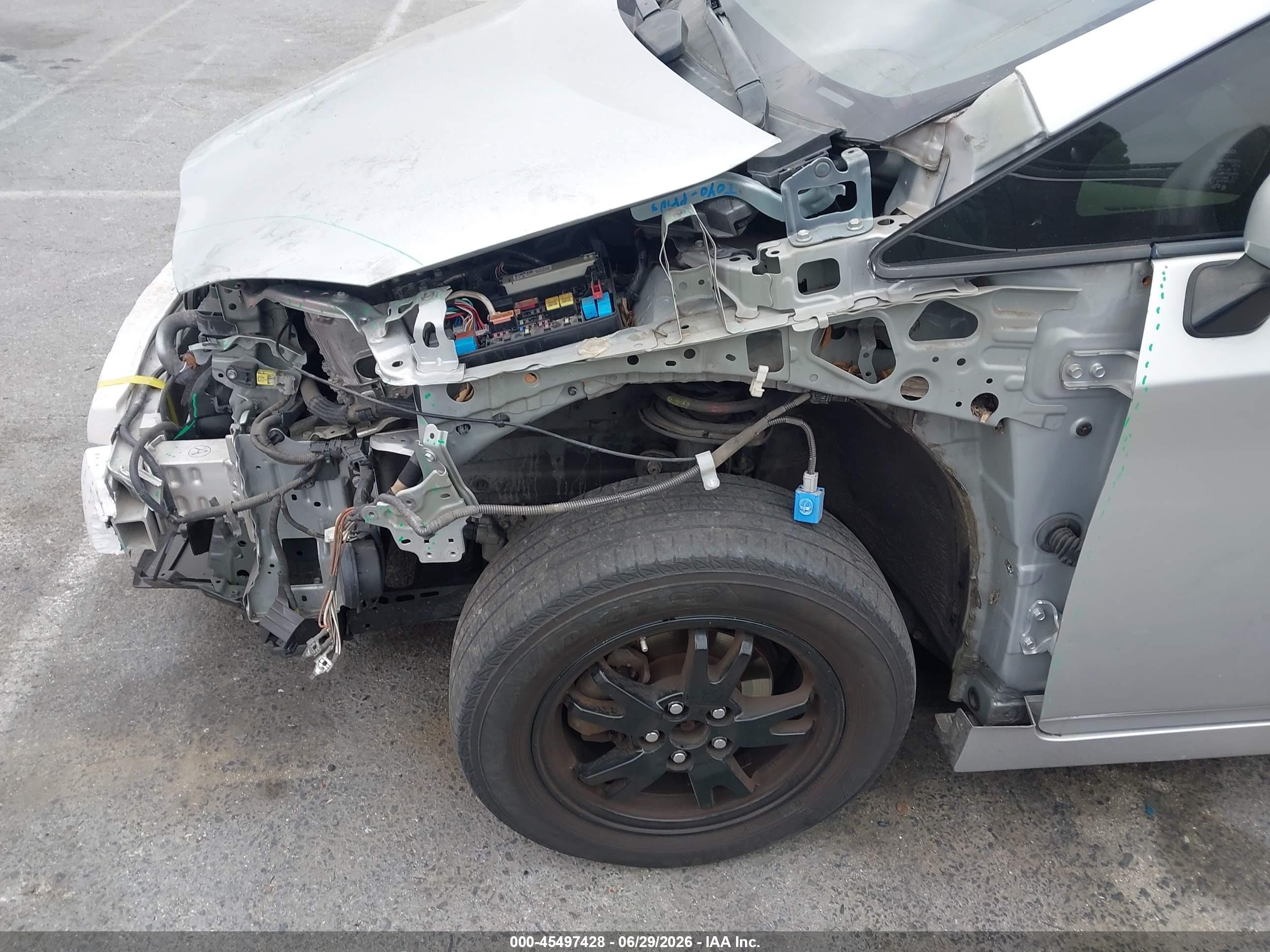 2013 Toyota Prius Two Silver vin: JTDKN3DU2D5544856