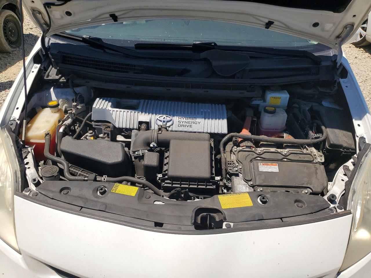 2013 Toyota Prius White vin: JTDKN3DU2D5550222