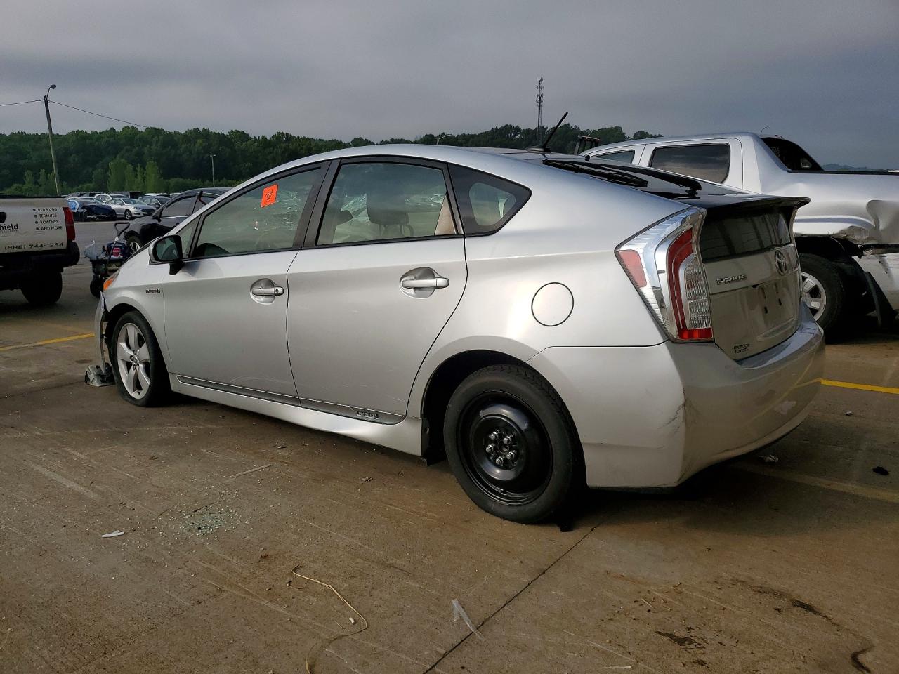 2013 Toyota Prius Five Silver vin: JTDKN3DU2D5552519