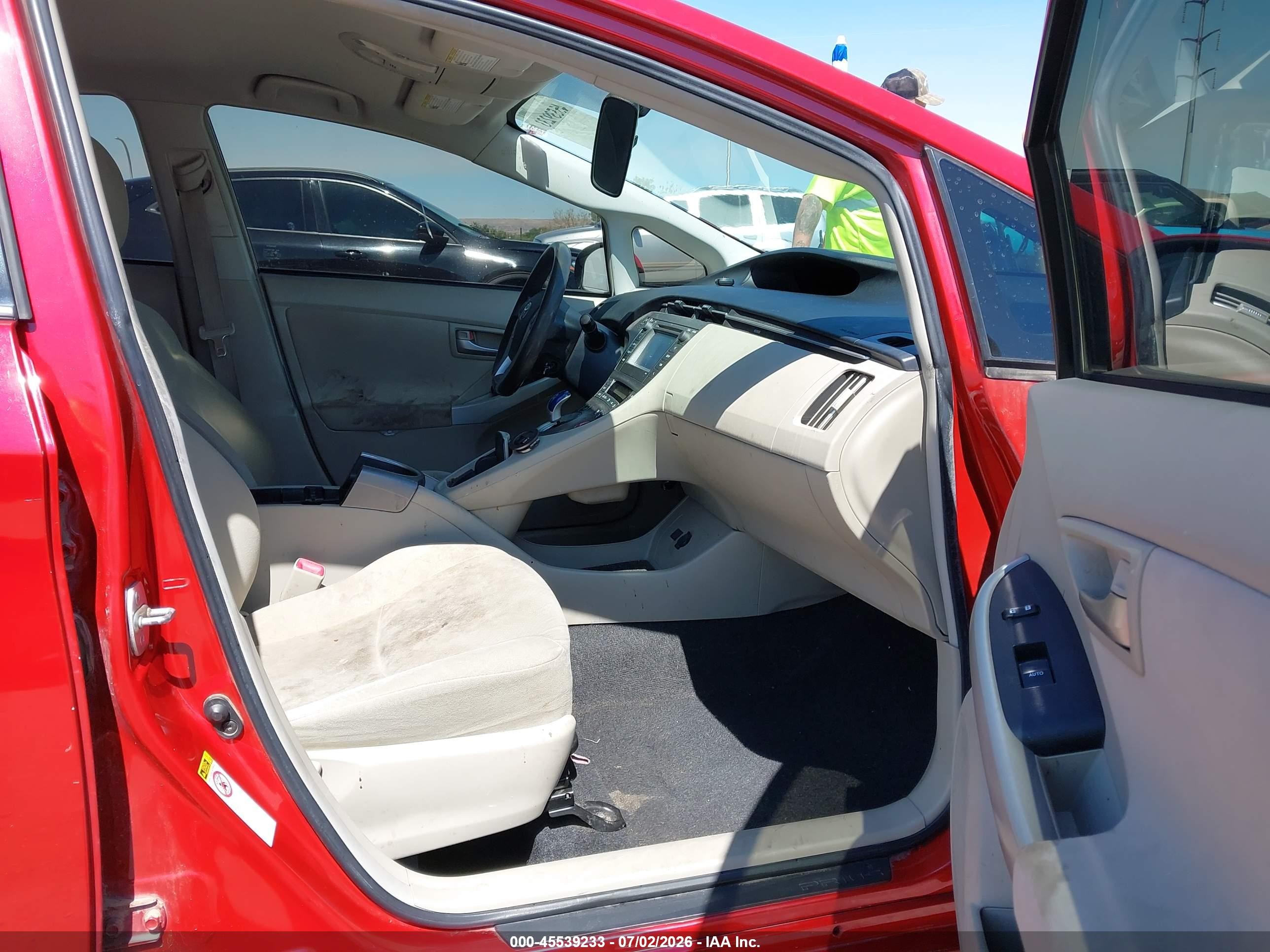 2013 Toyota Prius Two Red vin: JTDKN3DU2D5569529