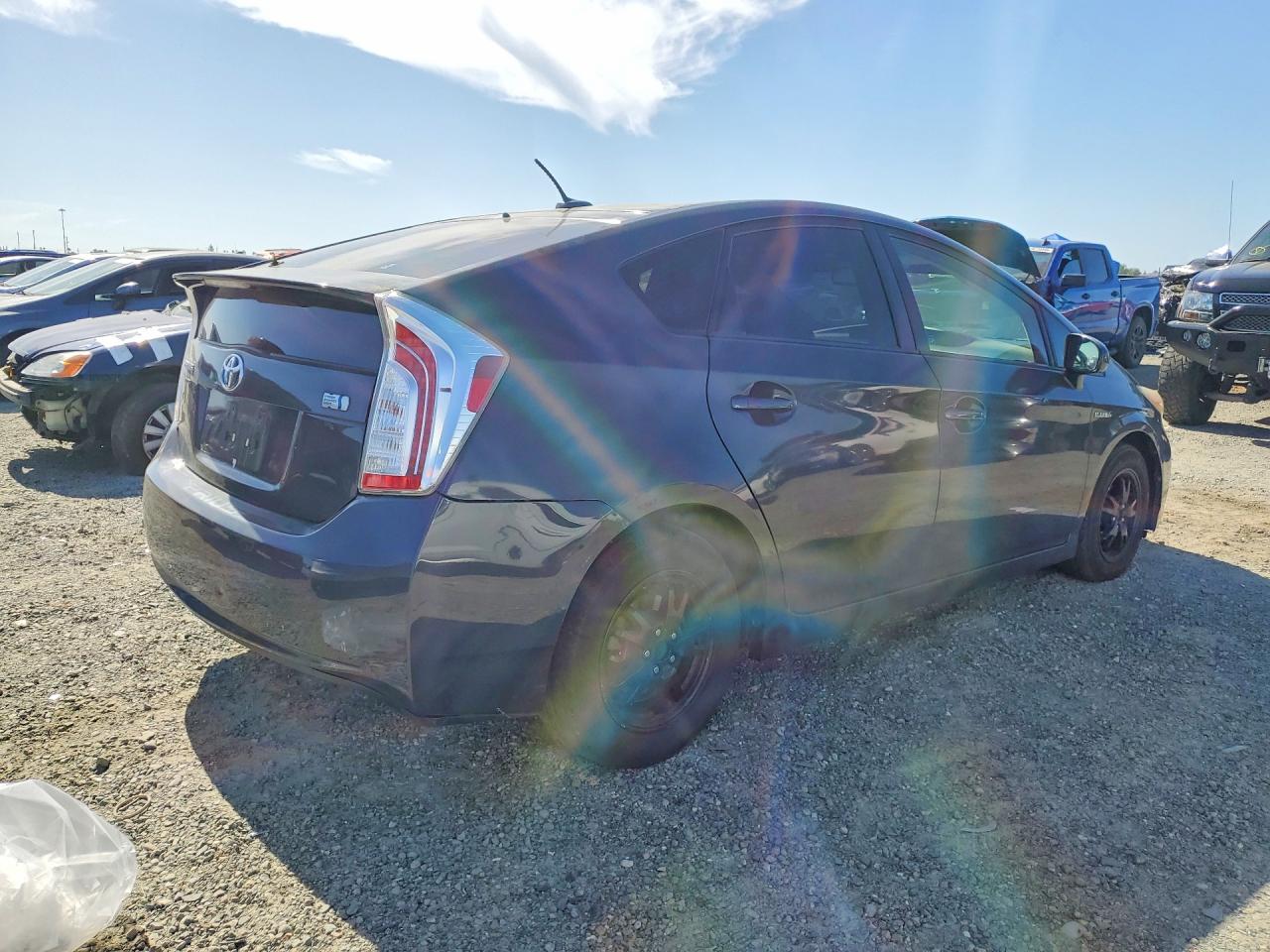 2013 Toyota Prius Five Угольный vin: JTDKN3DU2D5595421