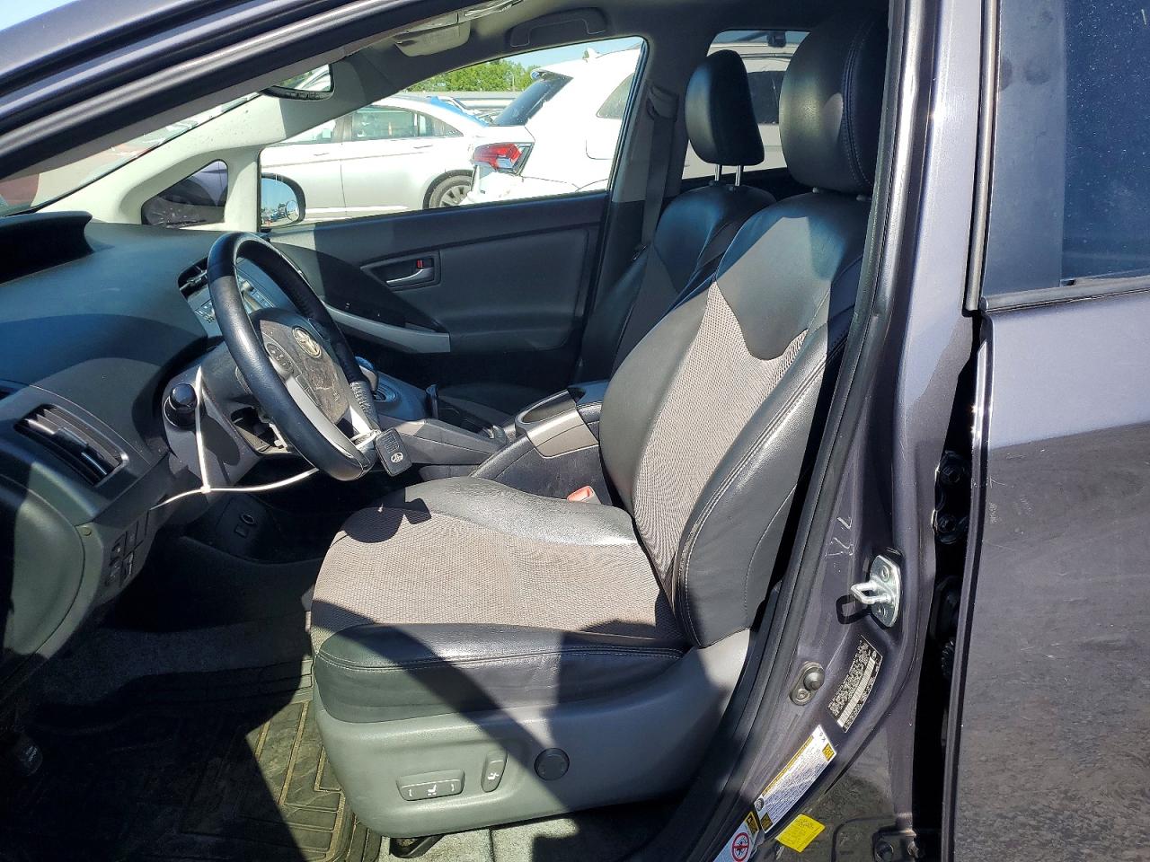 2013 Toyota Prius Five Угольный vin: JTDKN3DU2D5595421