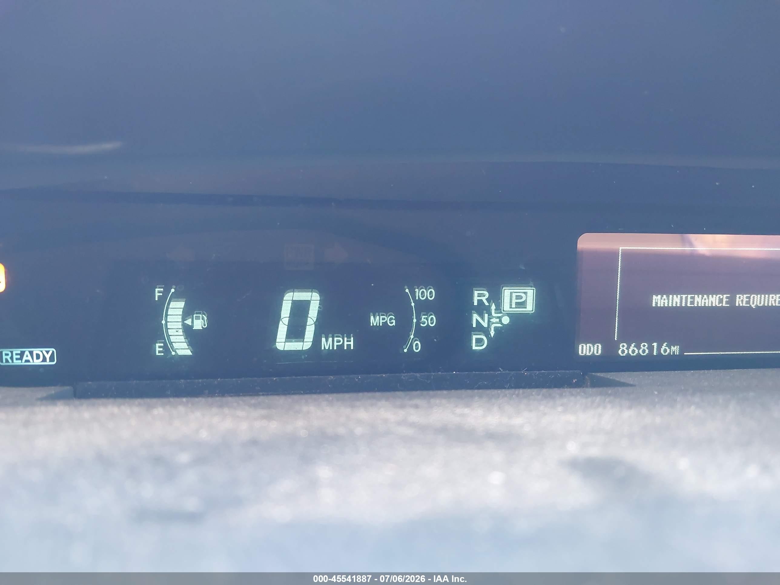 2013 Toyota Prius Three Silver vin: JTDKN3DU2D5608412