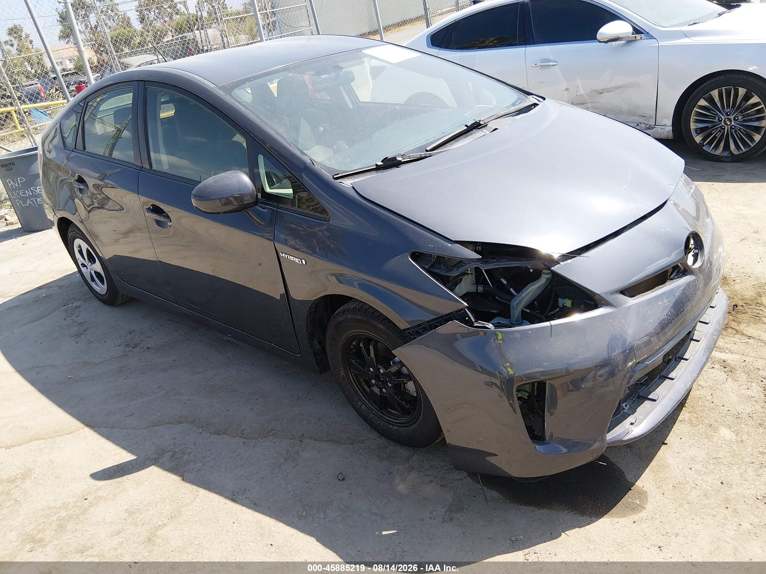 2013 Toyota Prius Three Gray vin: JTDKN3DU2D5644925