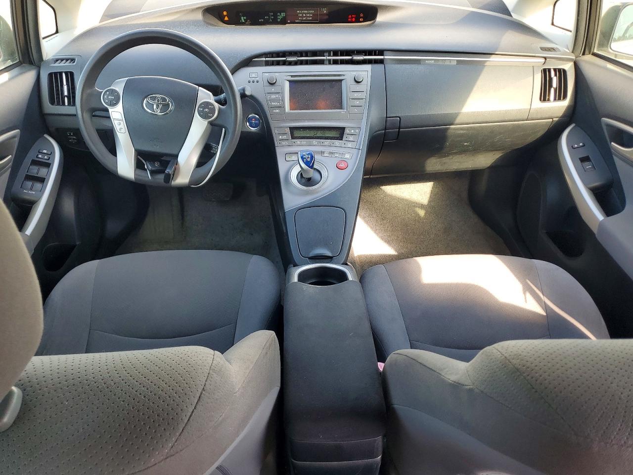 2013 Toyota Prius Two White vin: JTDKN3DU2D5651065