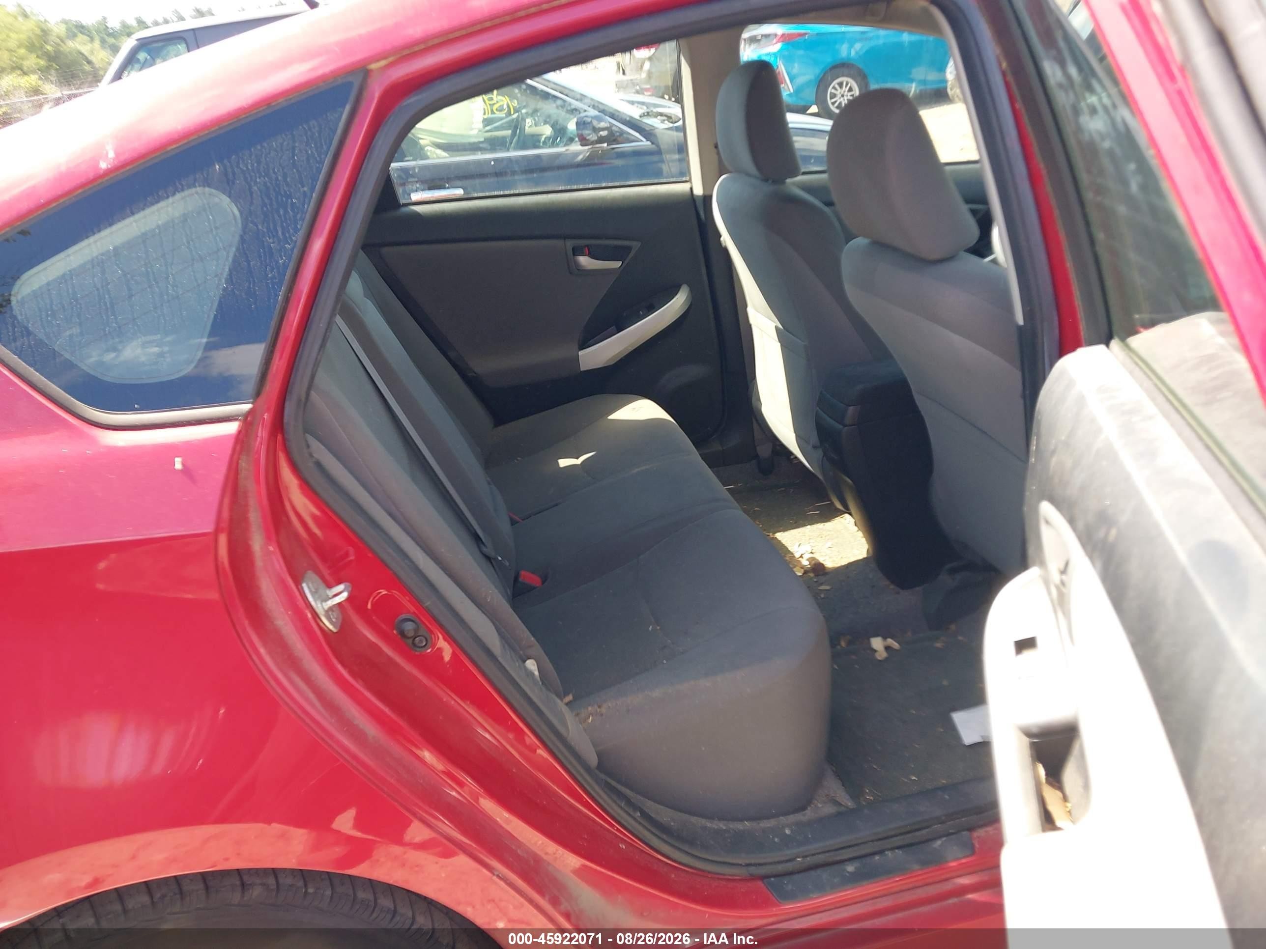 2013 Toyota Prius Two Red vin: JTDKN3DU2D5651101