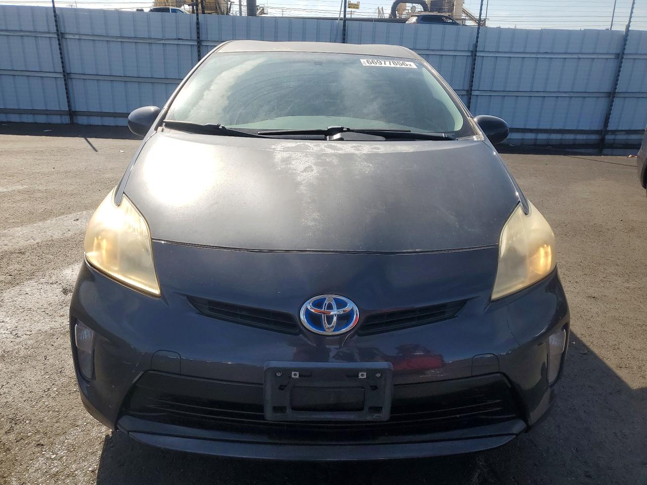 2013 Toyota Prius Two Gray vin: JTDKN3DU2D5670425