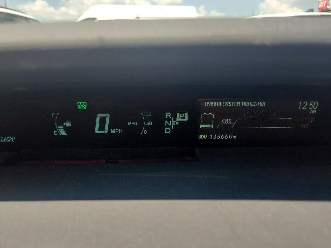 2014 Toyota Prius Two Красный vin: JTDKN3DU2E0358460