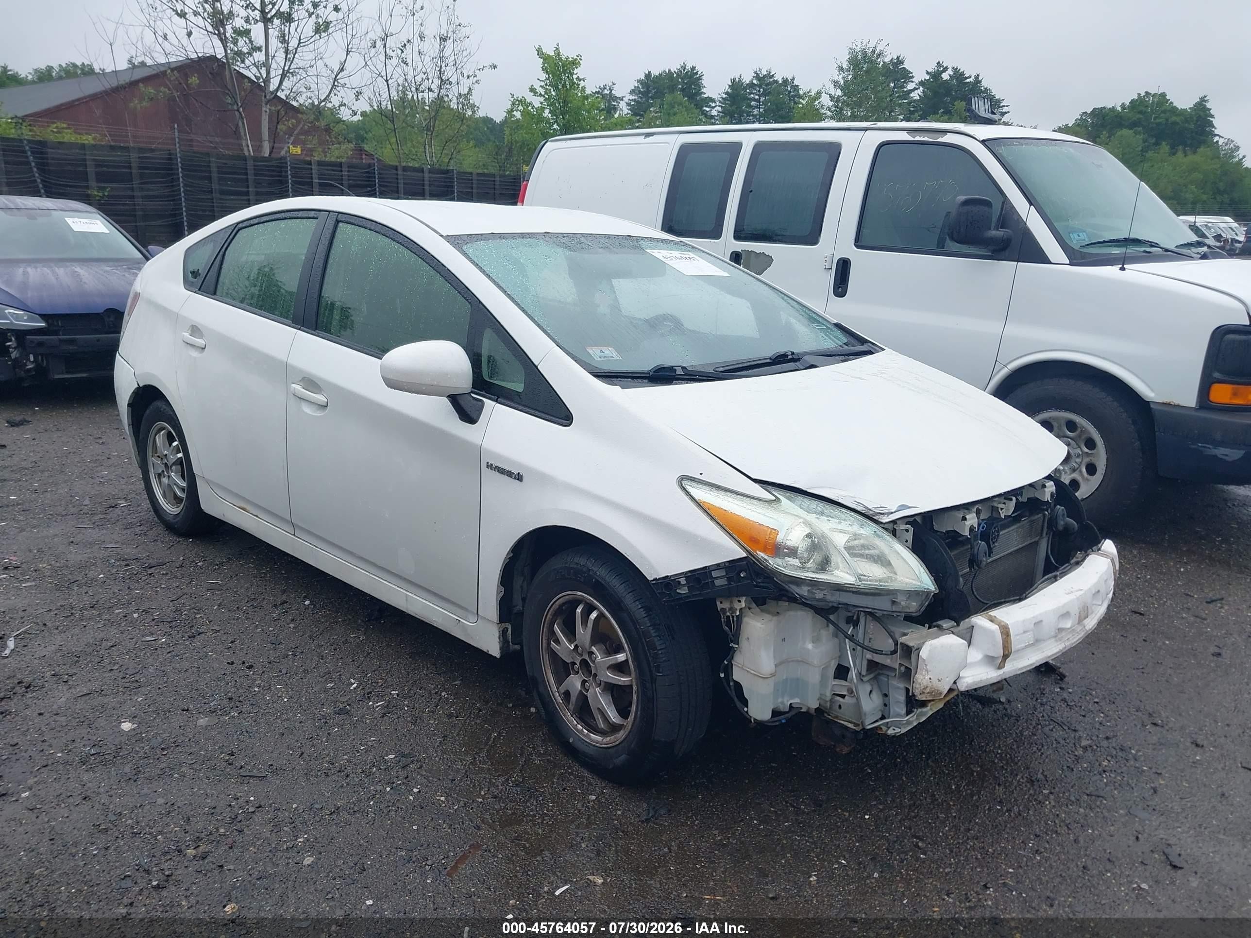 2014 Toyota Prius Three White vin: JTDKN3DU2E1741261