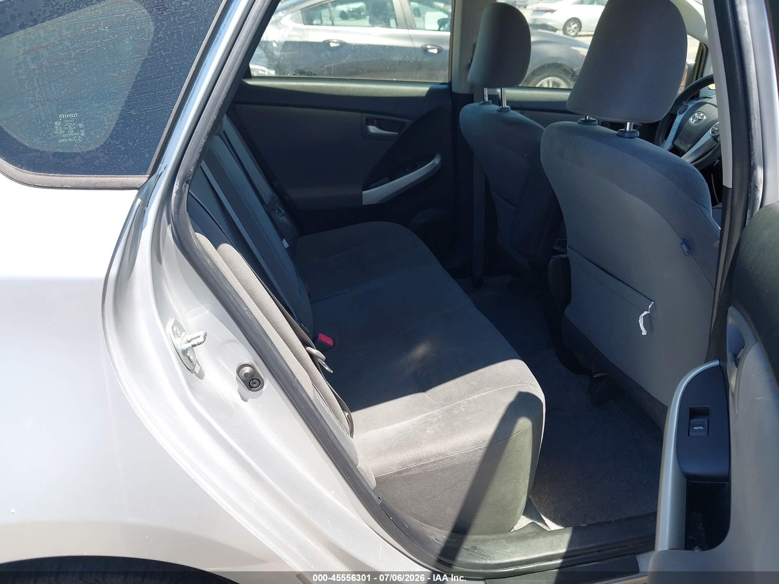 2014 Toyota Prius Two Silver vin: JTDKN3DU2E1752339