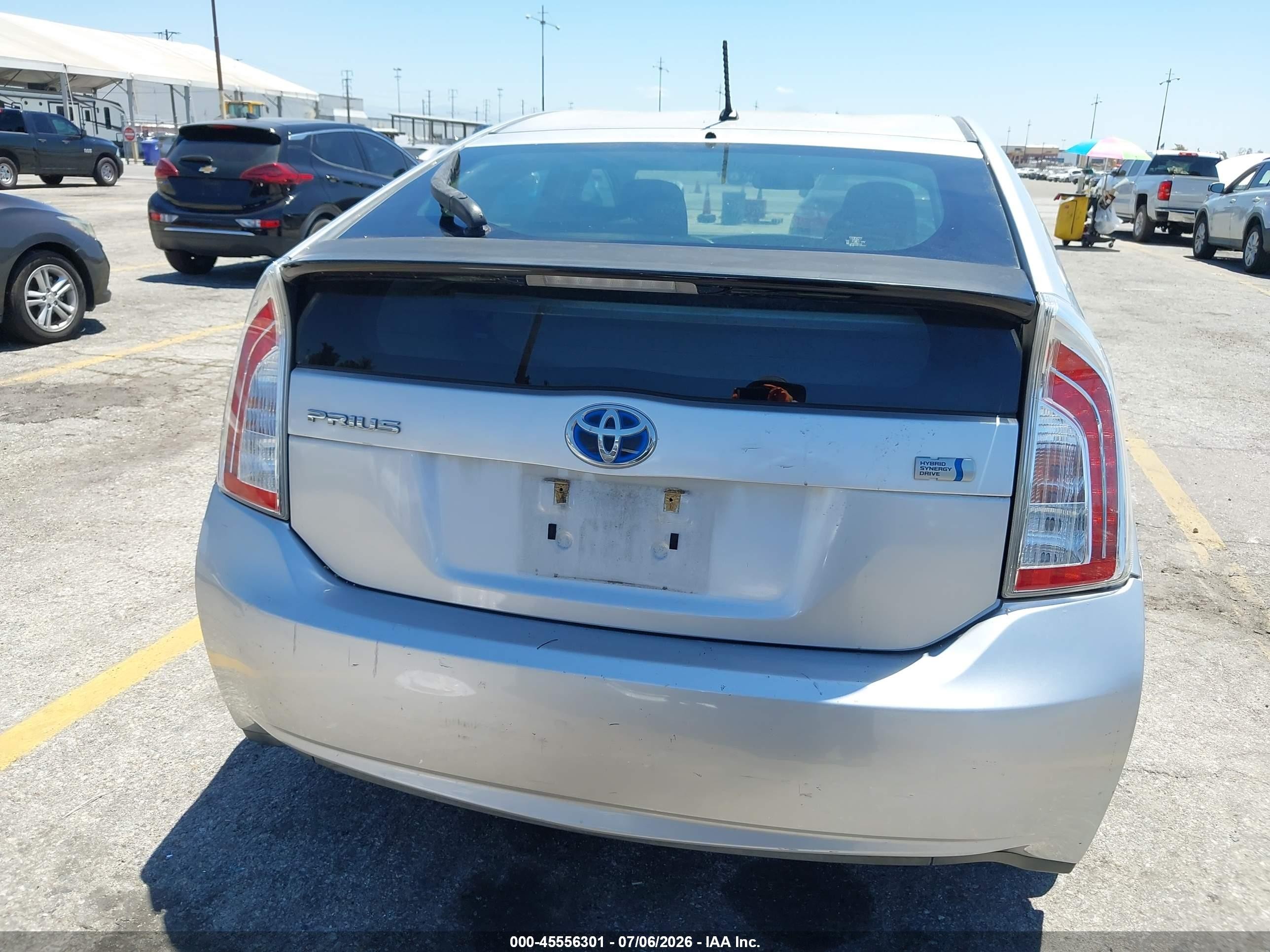 2014 Toyota Prius Two Silver vin: JTDKN3DU2E1752339