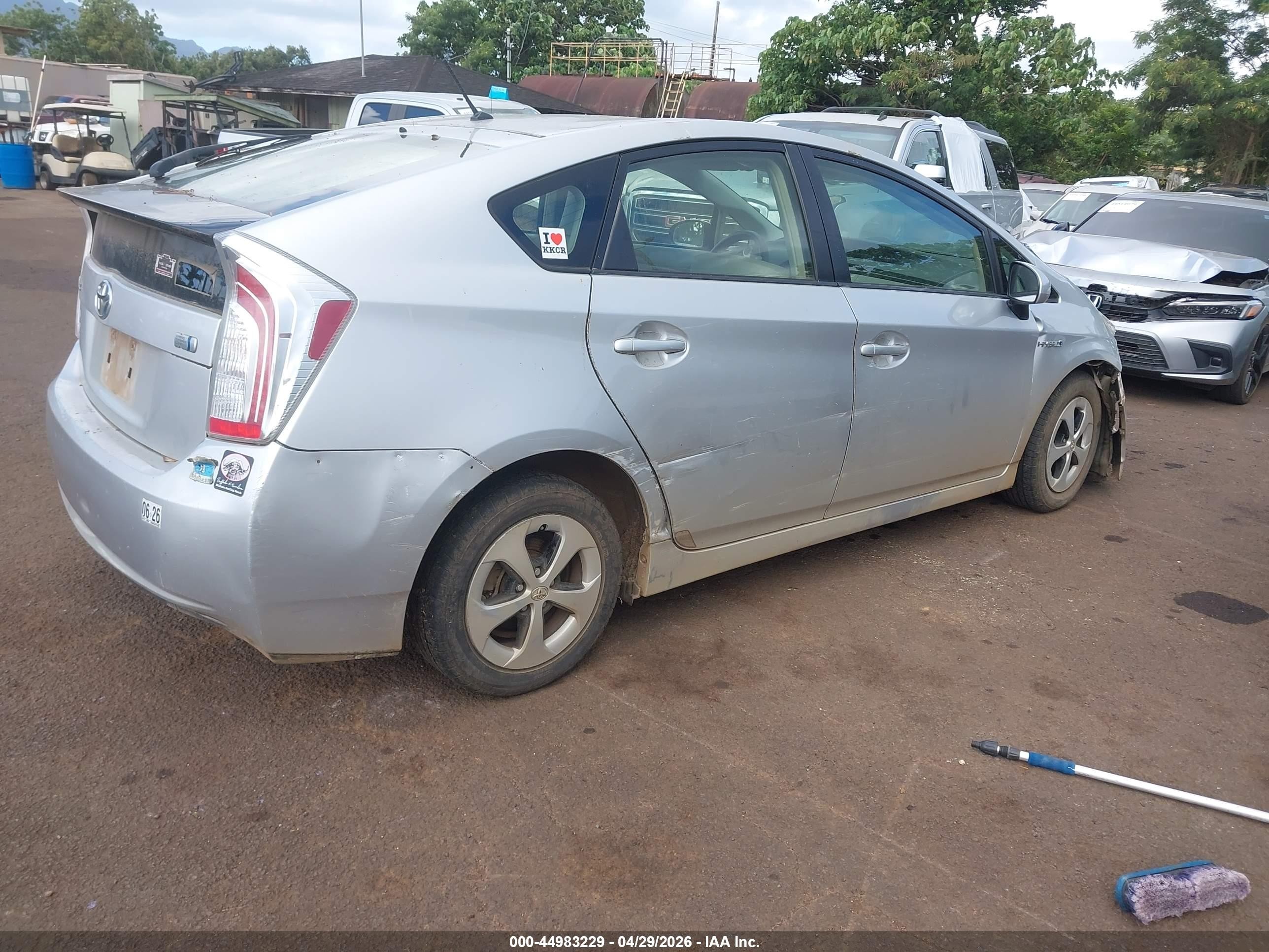 2014 Toyota Prius Two Silver vin: JTDKN3DU2E1781825