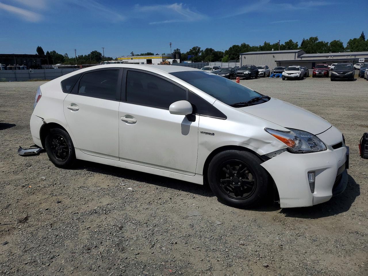 2015 Toyota Prius Two White vin: JTDKN3DU2F0417069