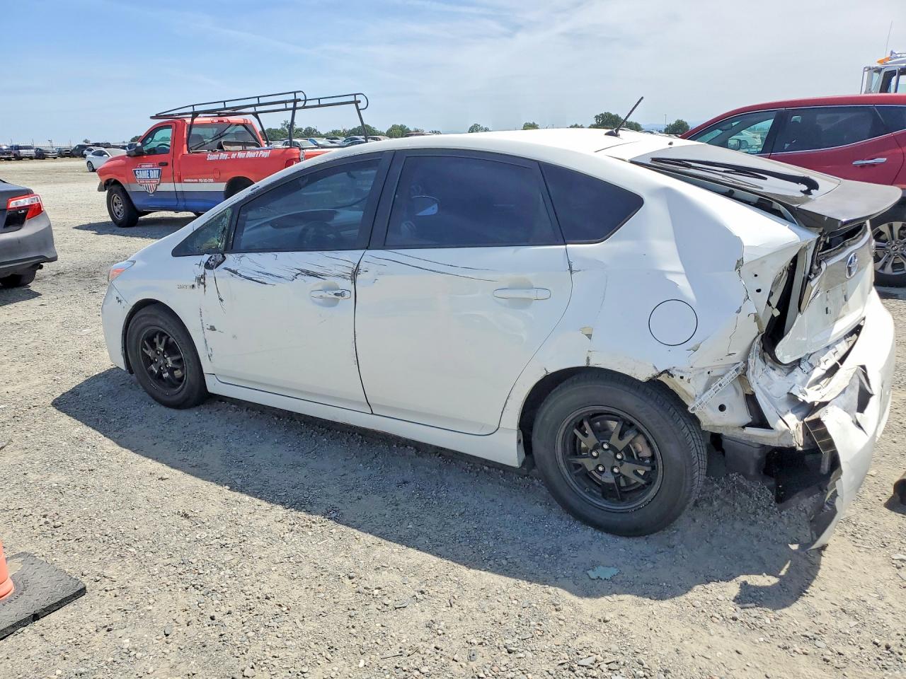 2015 Toyota Prius Two White vin: JTDKN3DU2F0417069