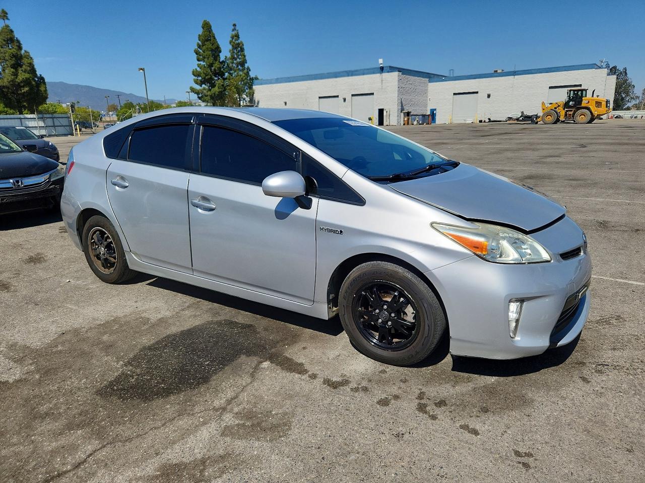 2015 Toyota Prius Two Silver vin: JTDKN3DU2F0420148