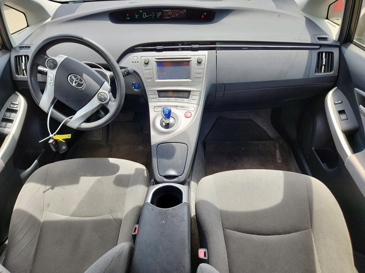 2015 Toyota Prius Two White vin: JTDKN3DU2F0425625