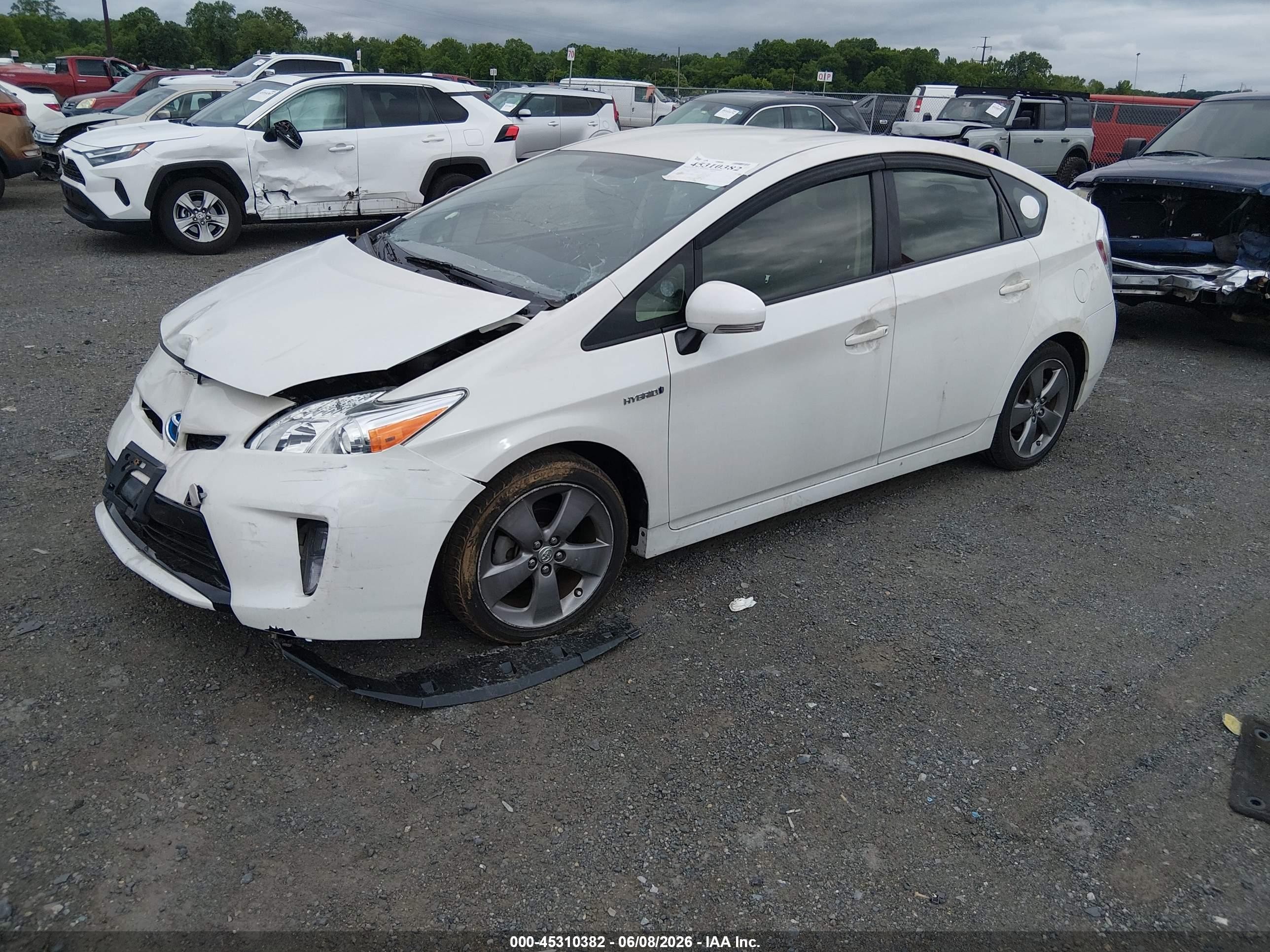 2015 Toyota Prius Persona Series Special Edition White vin: JTDKN3DU2F0425740