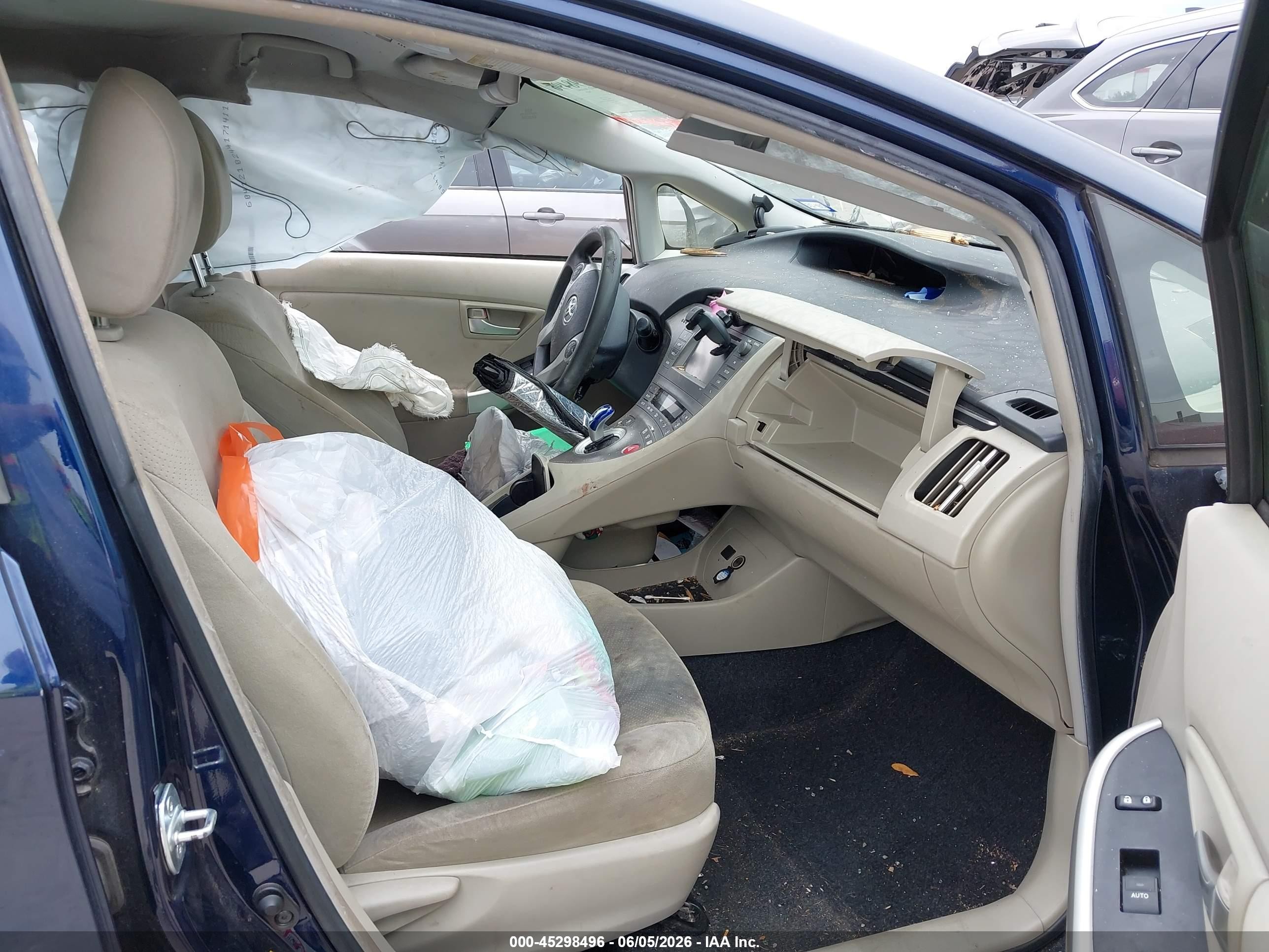 2015 Toyota Prius Two Blue vin: JTDKN3DU2F0445034