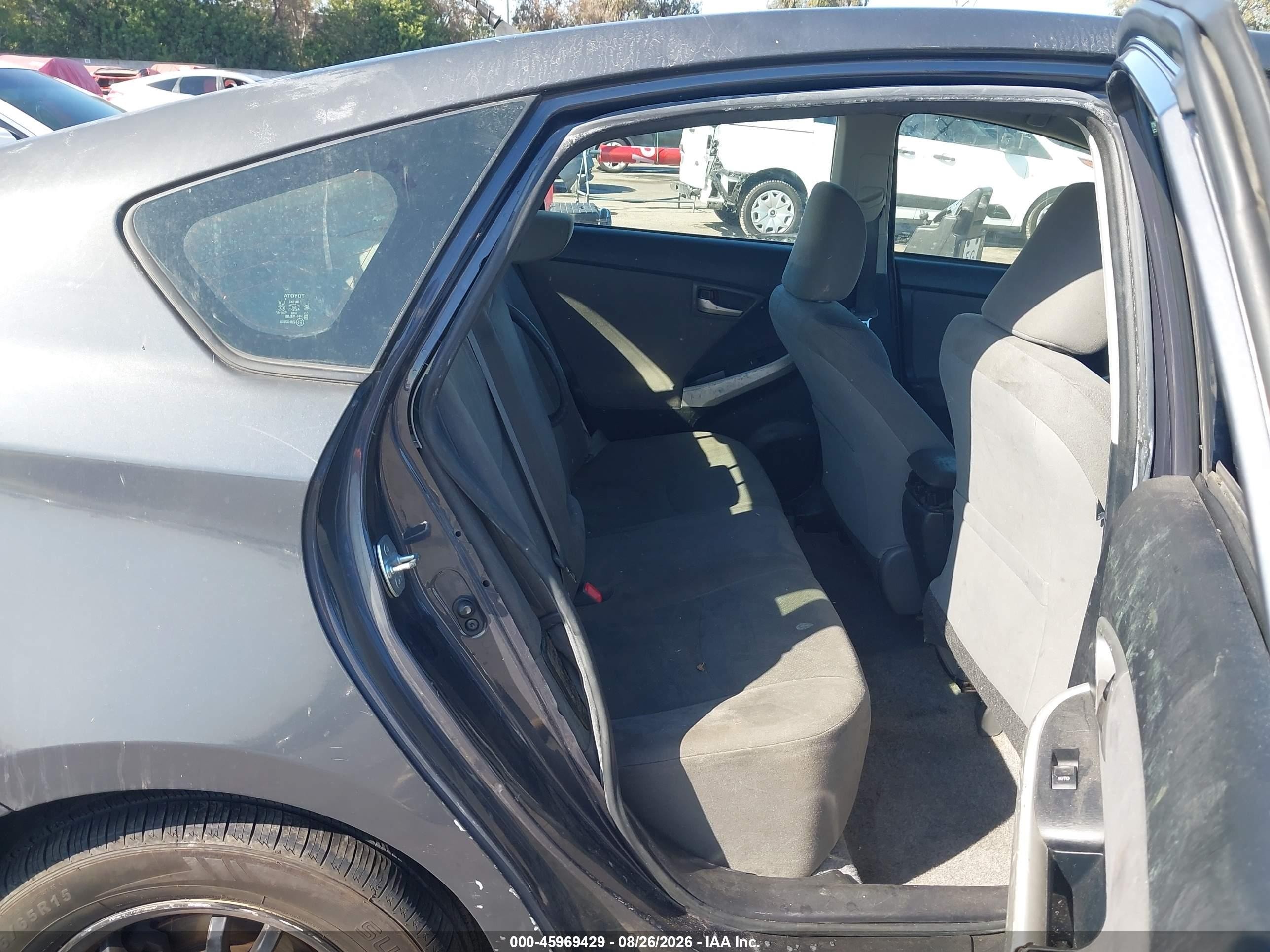2015 Toyota Prius Two Gray vin: JTDKN3DU2F0445552