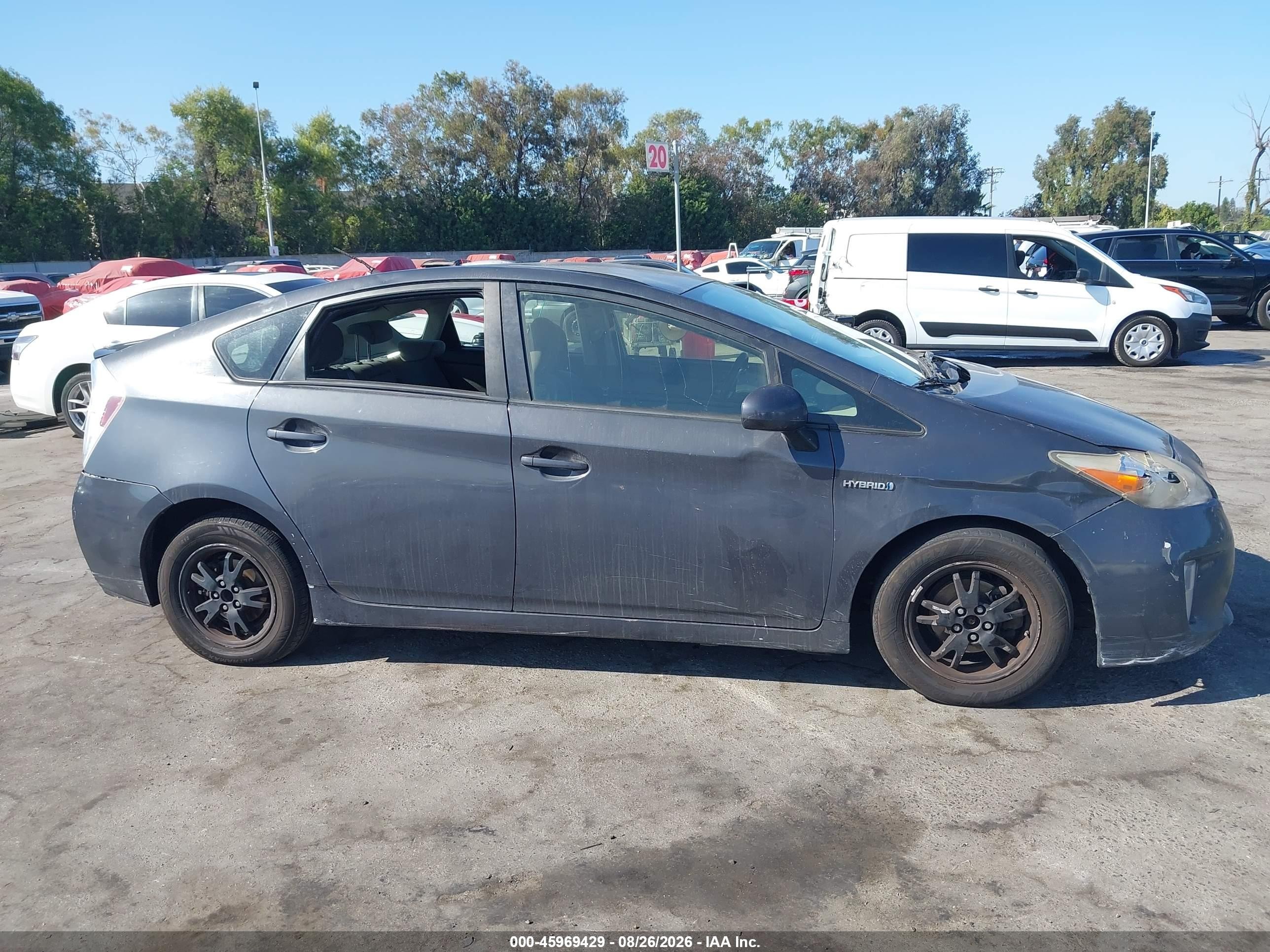 2015 Toyota Prius Two Gray vin: JTDKN3DU2F0445552
