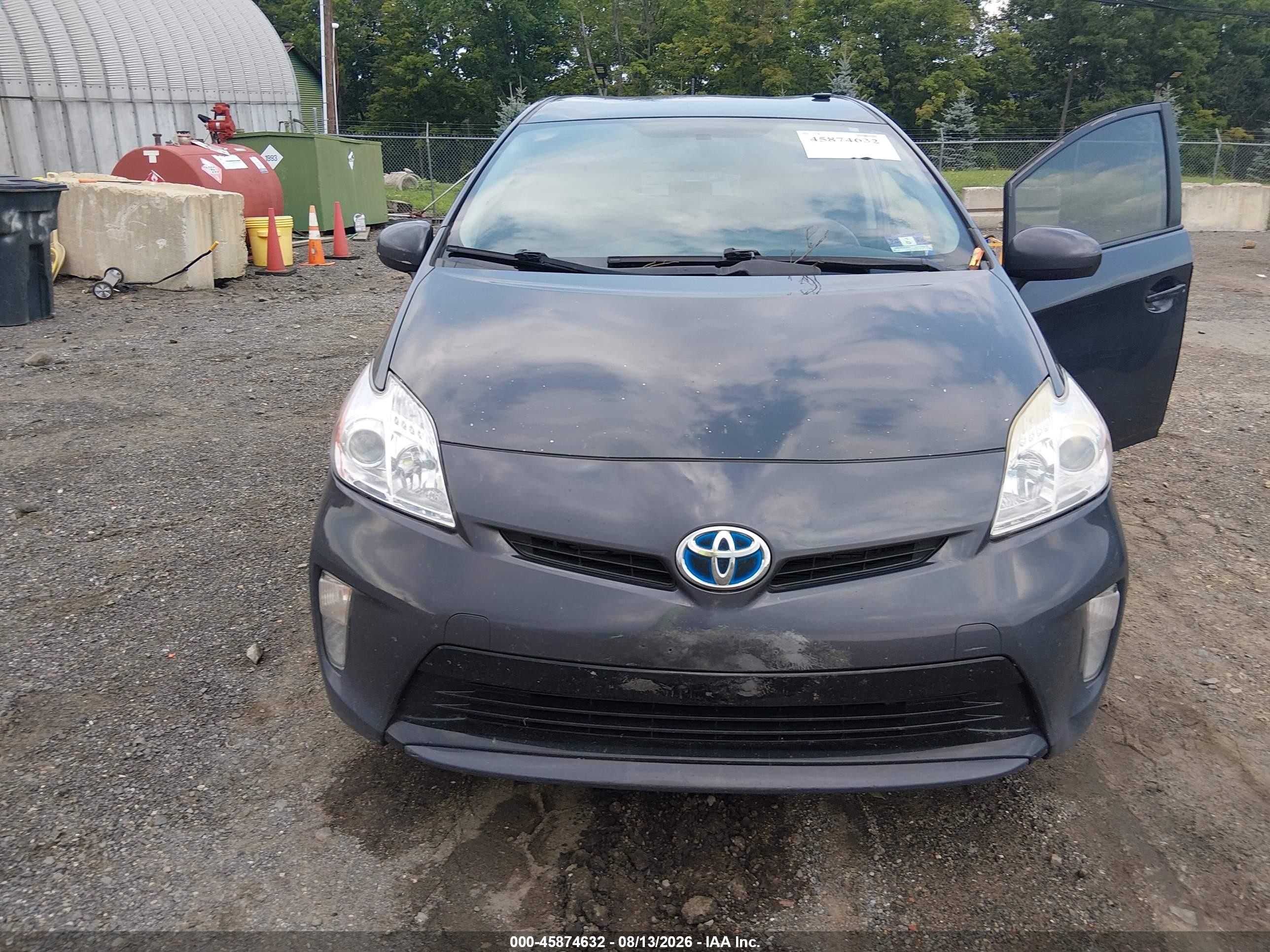 2015 Toyota Prius Two Gray vin: JTDKN3DU2F0454574