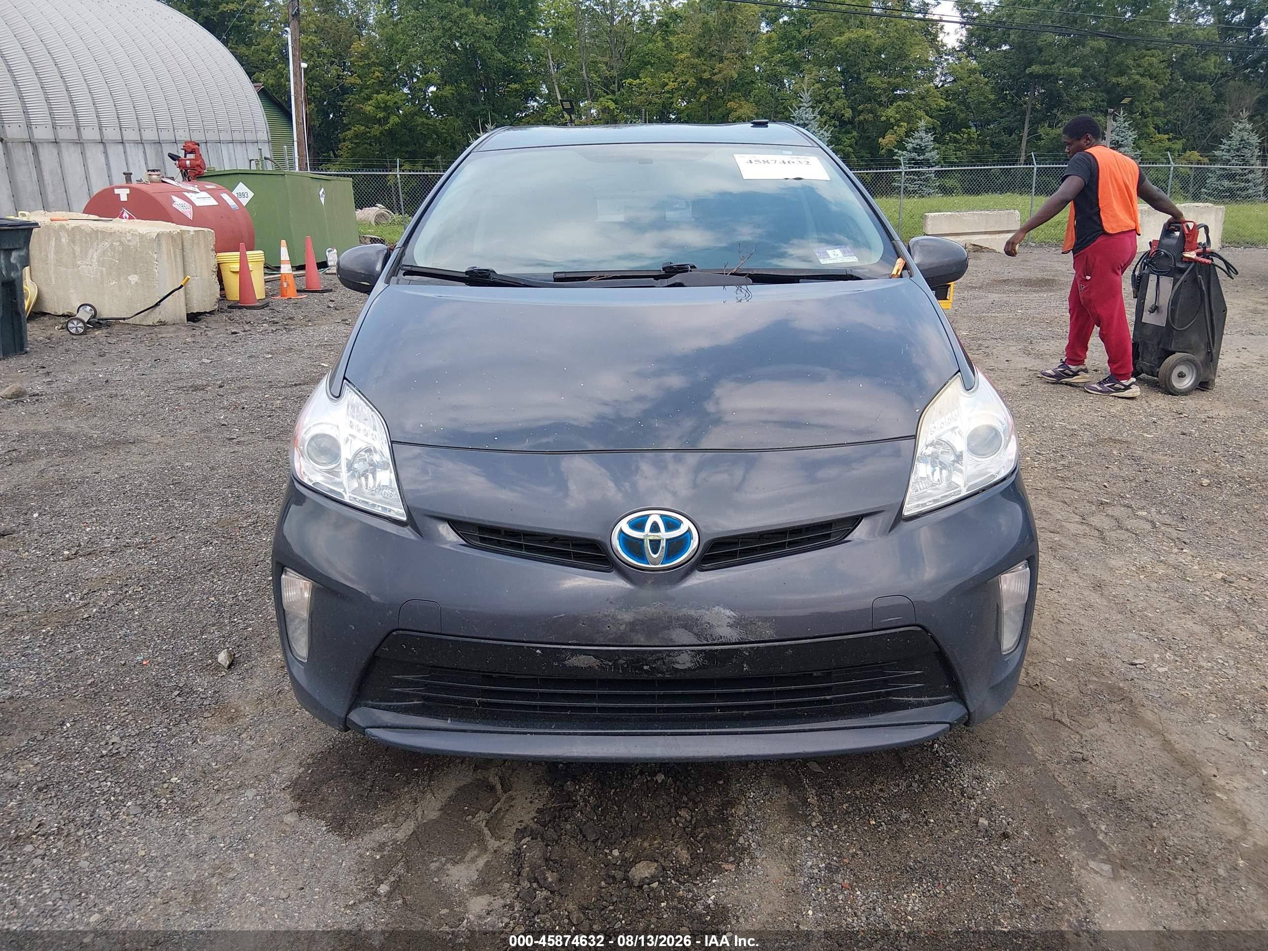 2015 Toyota Prius Two Gray vin: JTDKN3DU2F0454574