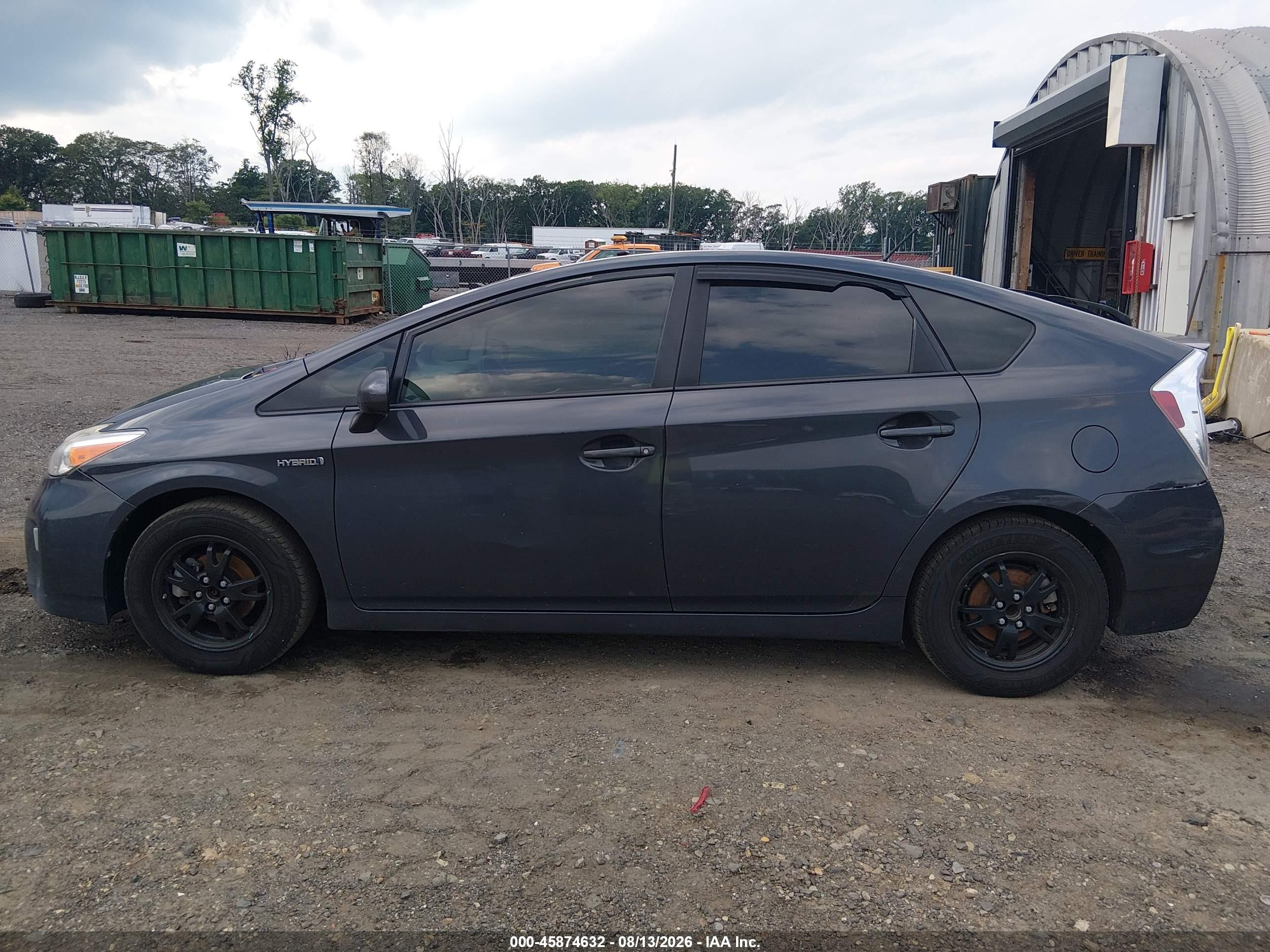 2015 Toyota Prius Two Gray vin: JTDKN3DU2F0454574