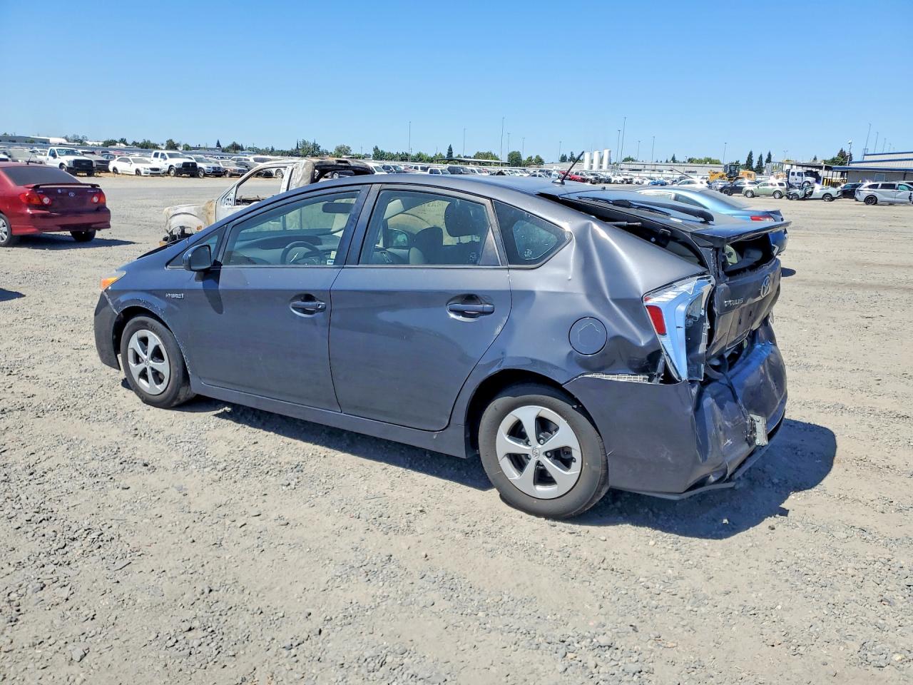 2015 Toyota Prius Two Серый vin: JTDKN3DU2F0470161