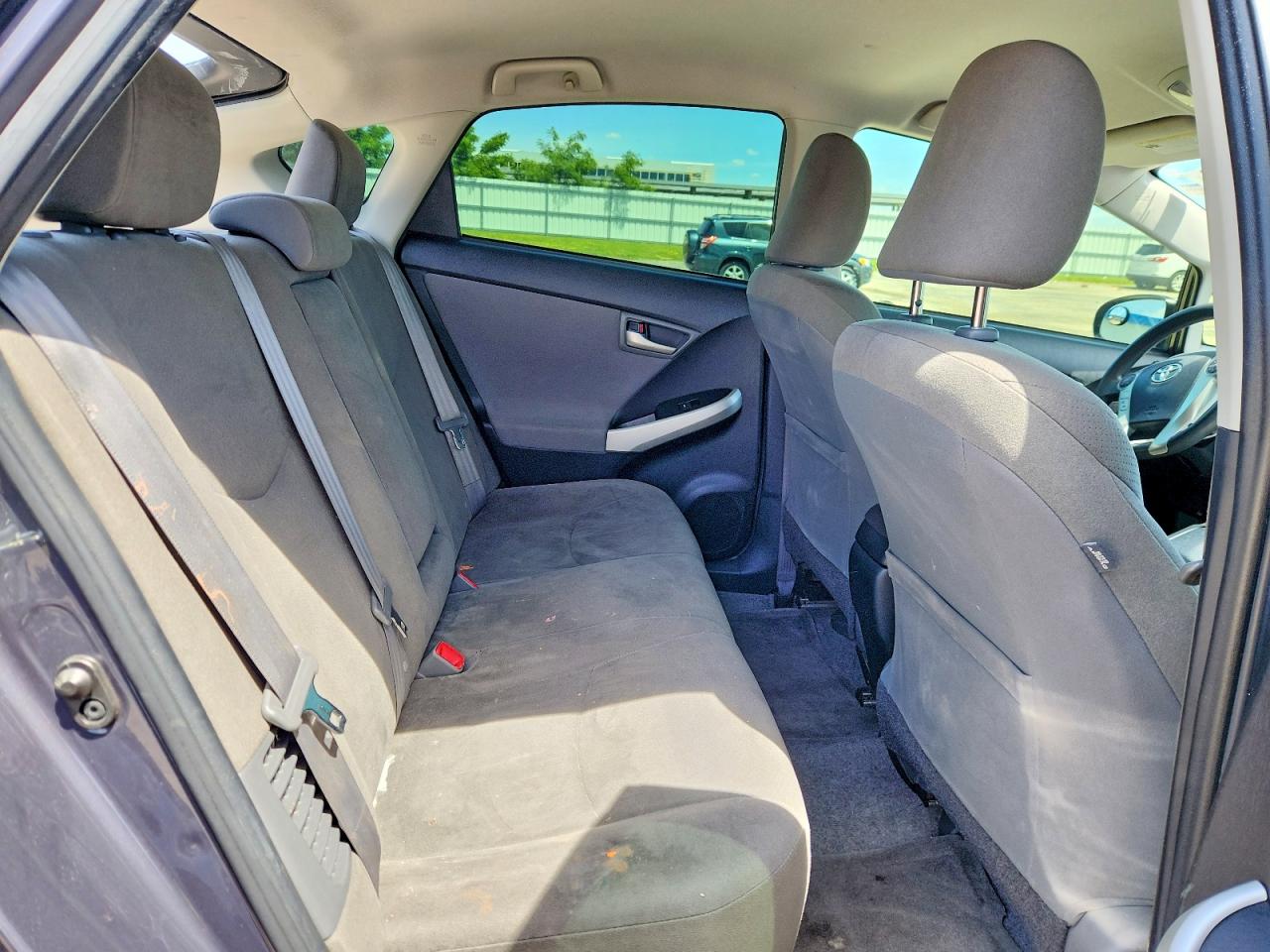 2015 Toyota Prius Two Gray vin: JTDKN3DU2F0474436
