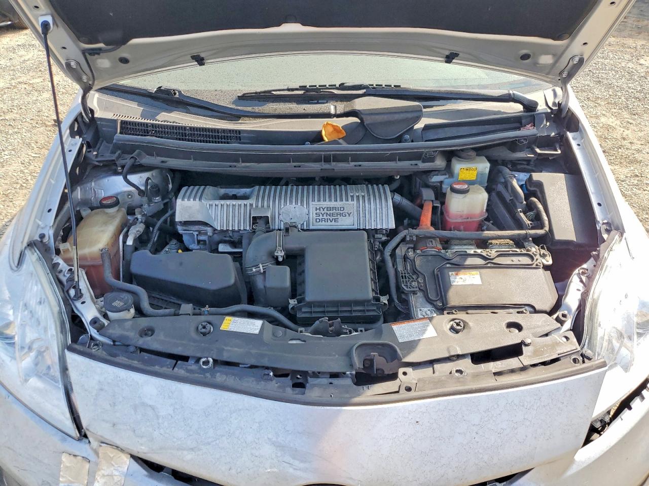 2015 Toyota Prius Three Silver vin: JTDKN3DU2F0476364