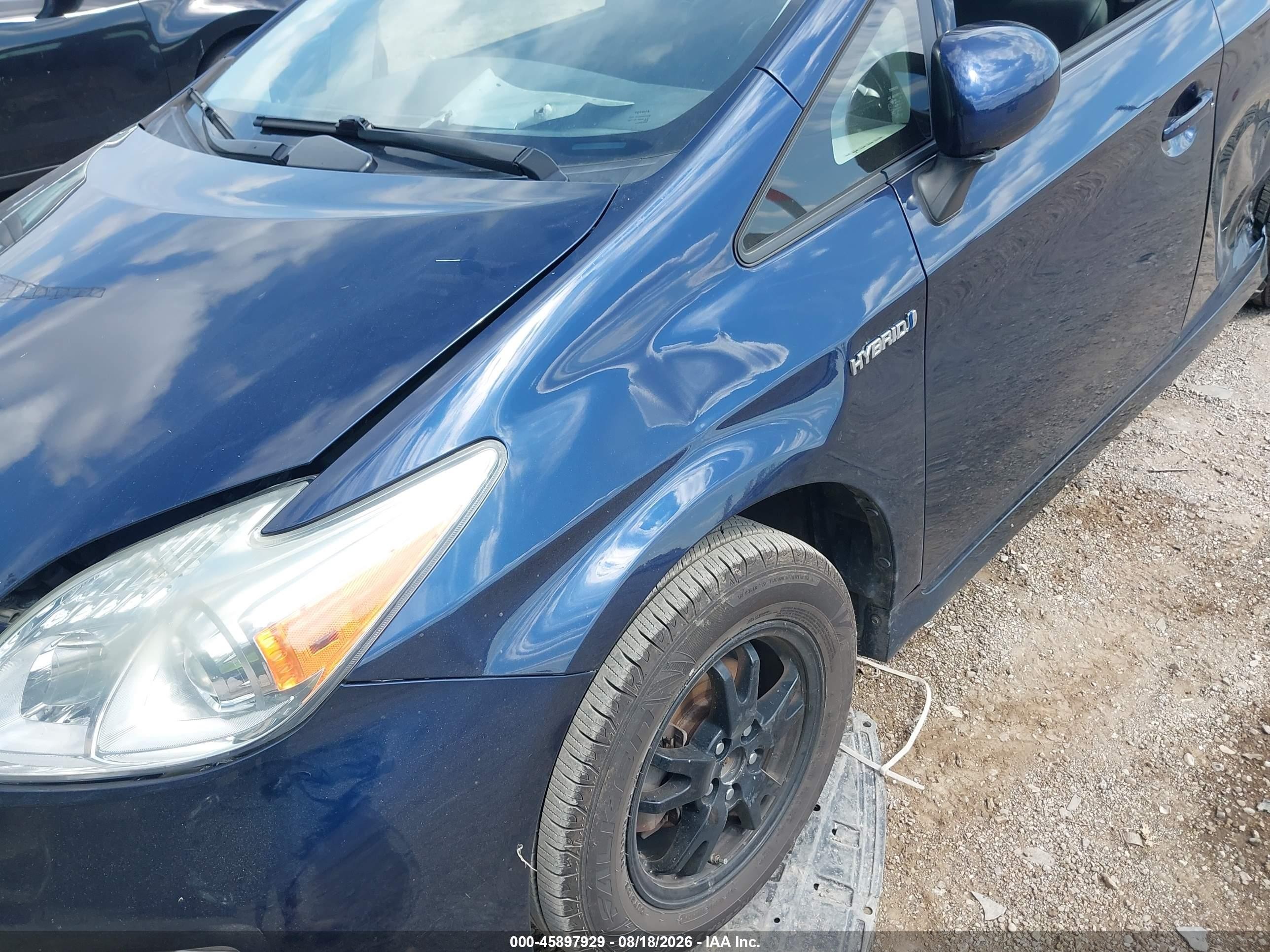 2015 Toyota Prius Four Blue vin: JTDKN3DU2F0477899