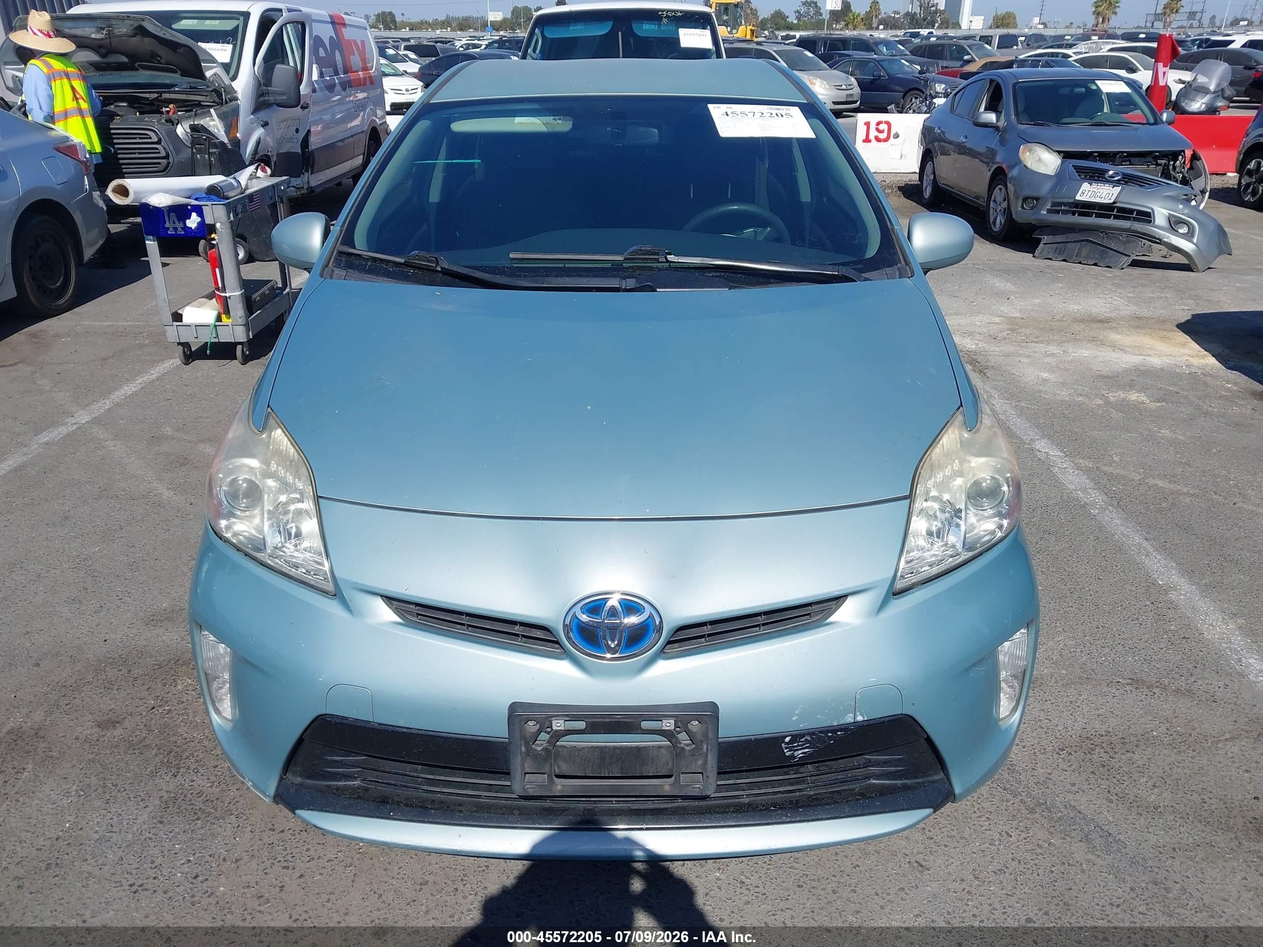 2015 Toyota Prius Two Green vin: JTDKN3DU2F1881599