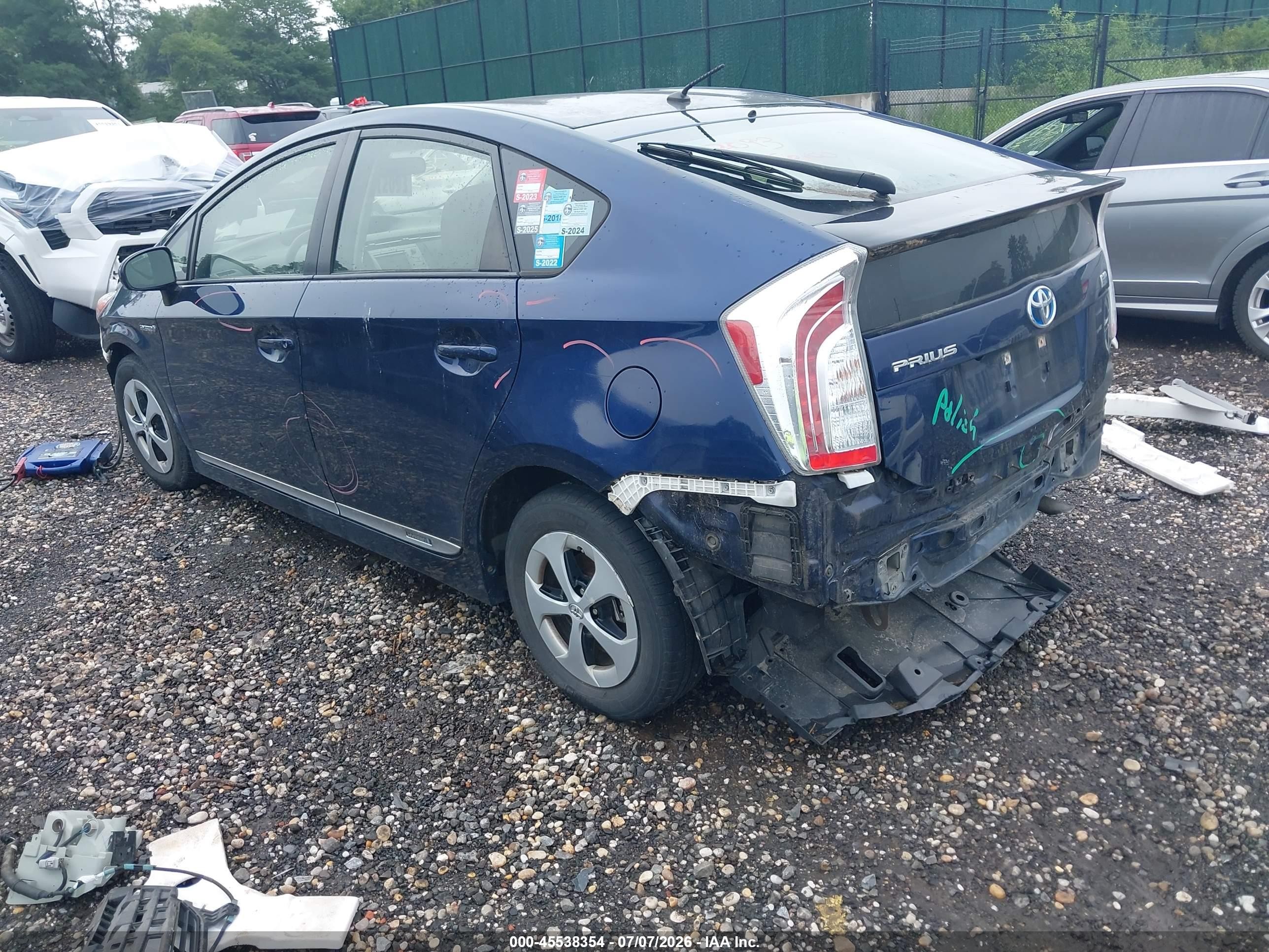 2015 Toyota Prius Two Синий vin: JTDKN3DU2F1898970