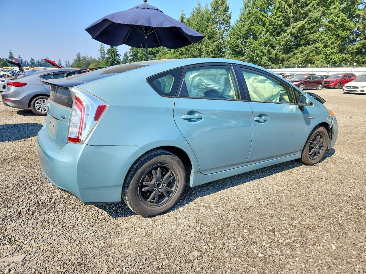 2015 Toyota Prius Two Blue vin: JTDKN3DU2F1914830