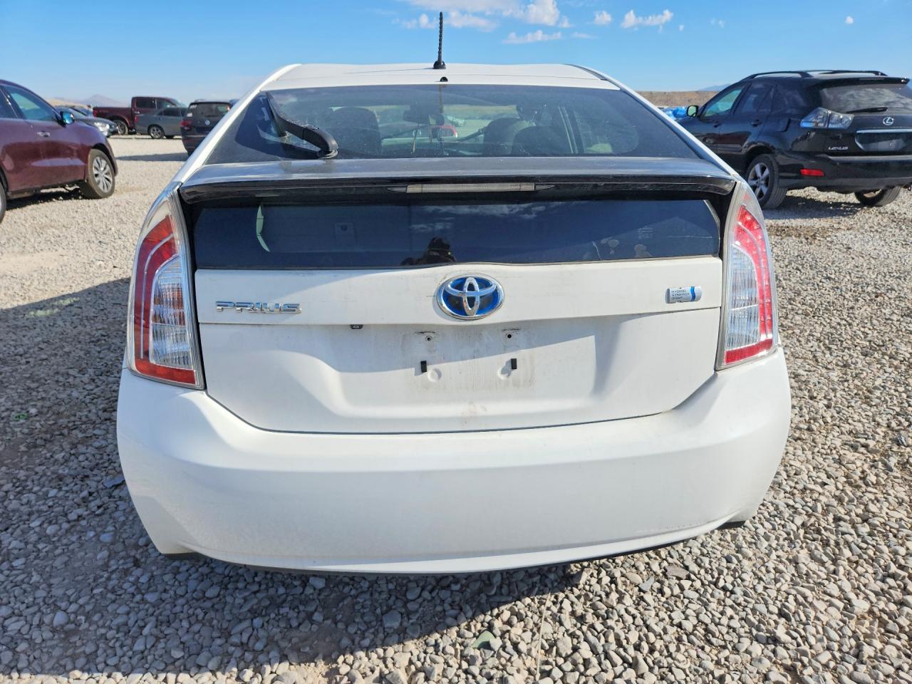 2015 Toyota Prius Two White vin: JTDKN3DU2F1918702