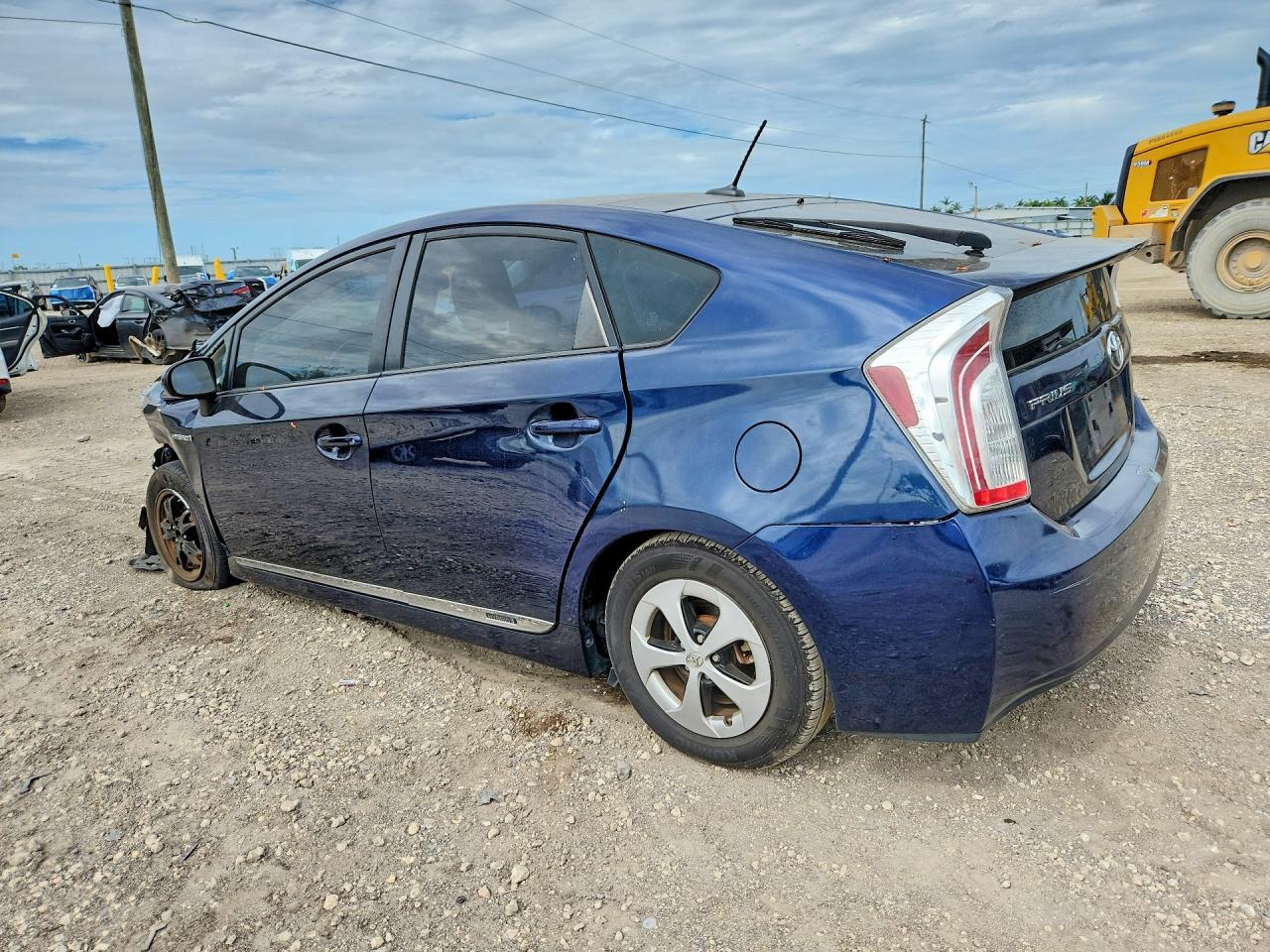 2015 Toyota Prius Four Blue vin: JTDKN3DU2F1924659