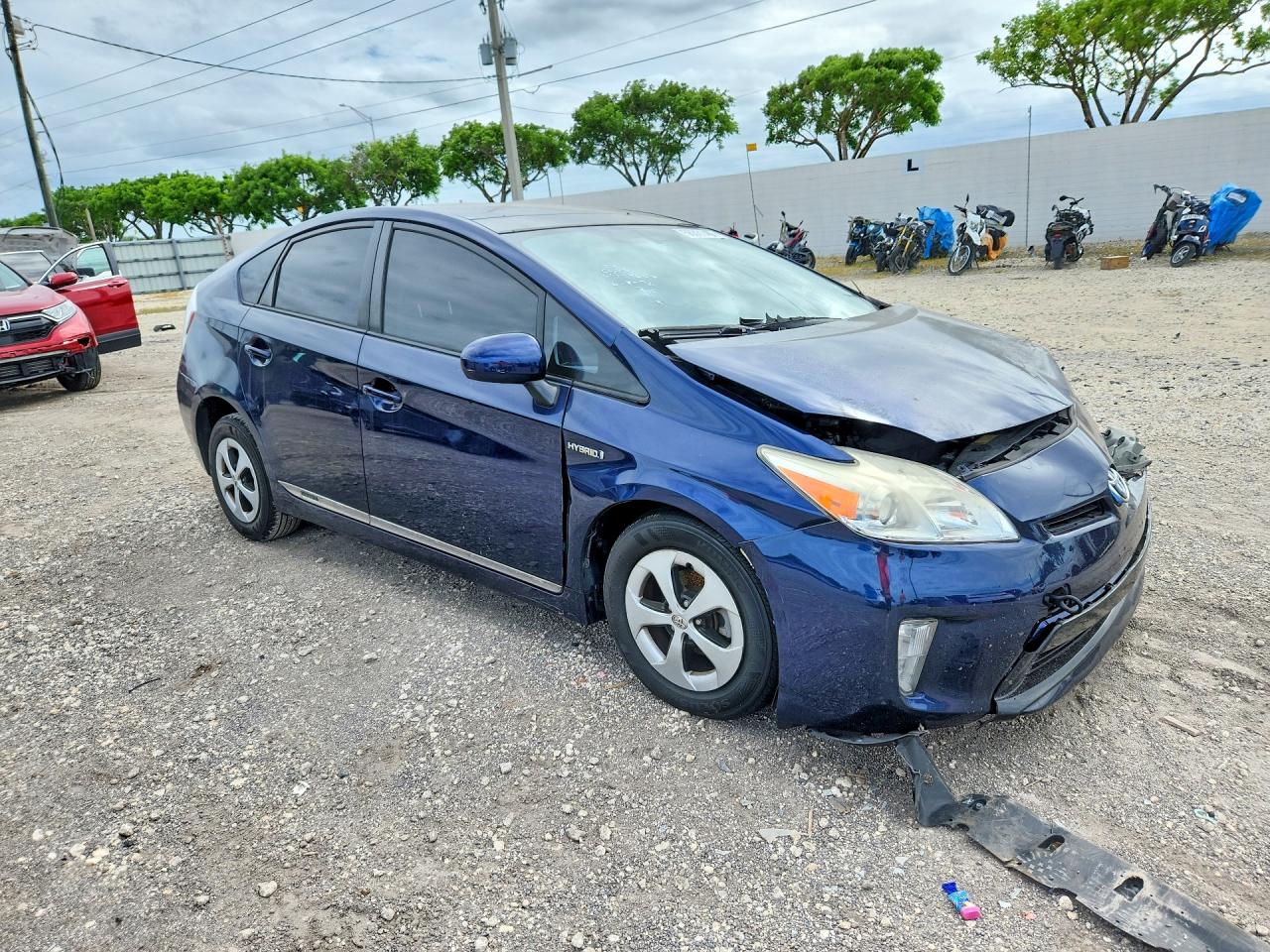 2015 Toyota Prius Four Blue vin: JTDKN3DU2F1924659