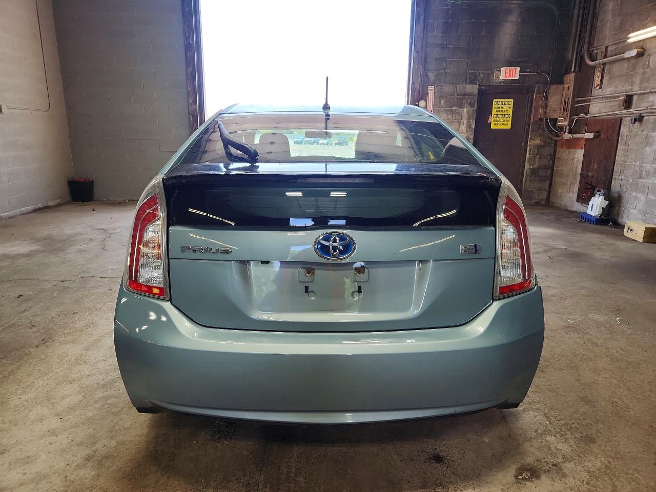 2015 Toyota Prius Two Turquoise vin: JTDKN3DU2F1937962