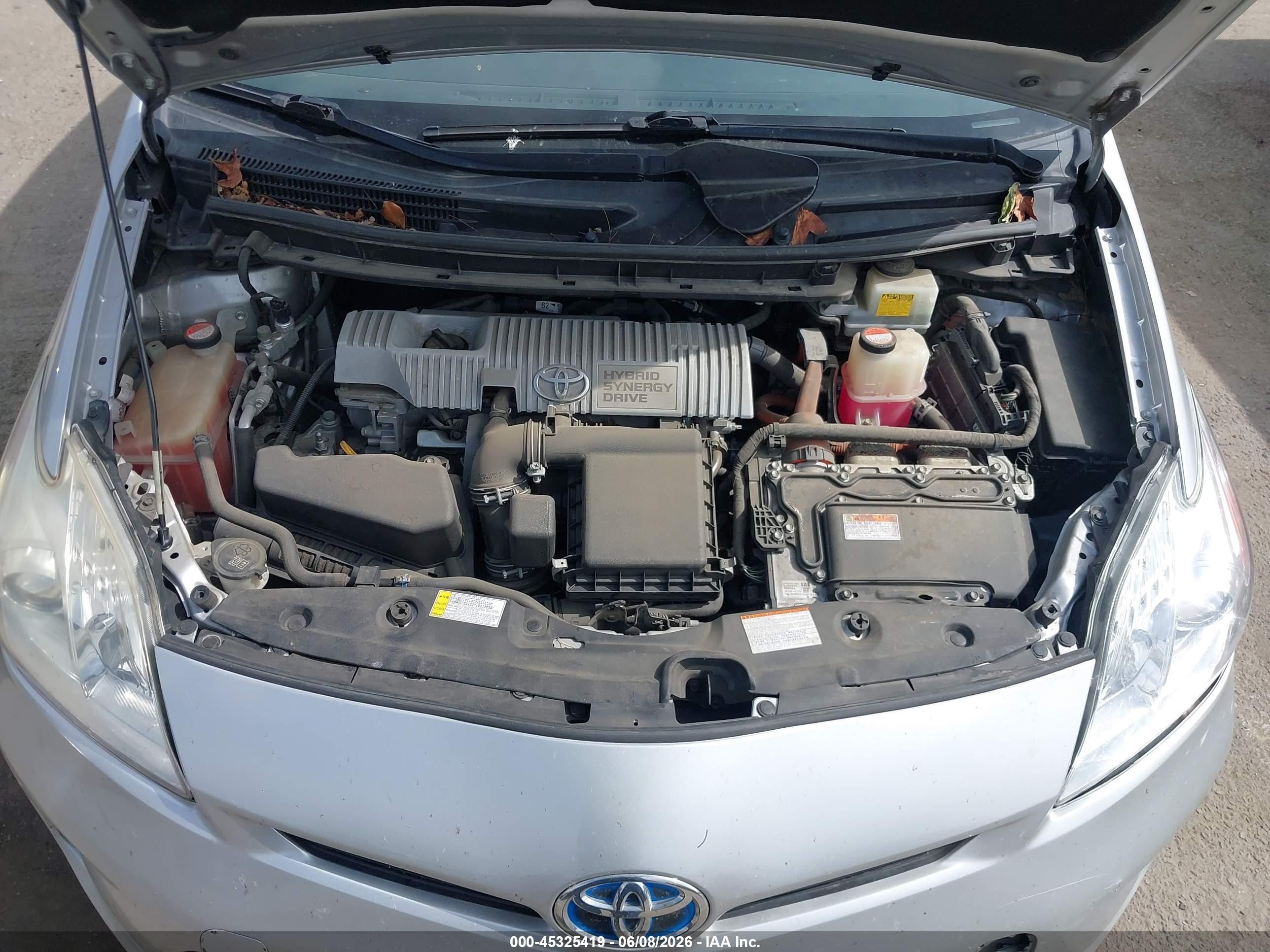 2015 Toyota Prius Two Silver vin: JTDKN3DU2F1958729