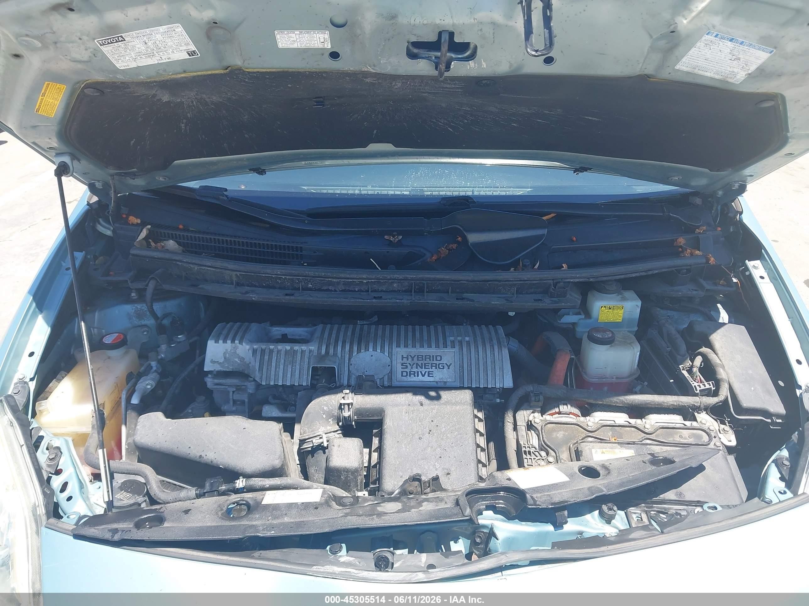 2015 Toyota Prius Two Green vin: JTDKN3DU2F2001253