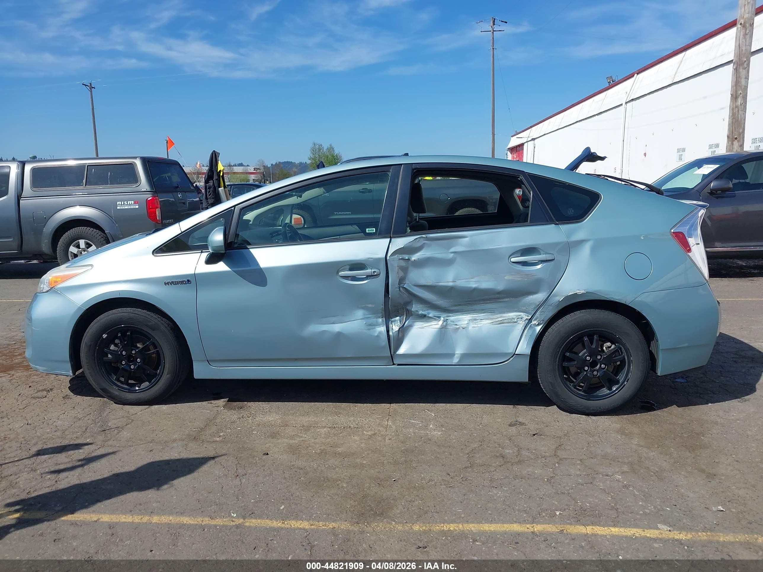 2015 Toyota Prius Two Teal vin: JTDKN3DU2F2003357