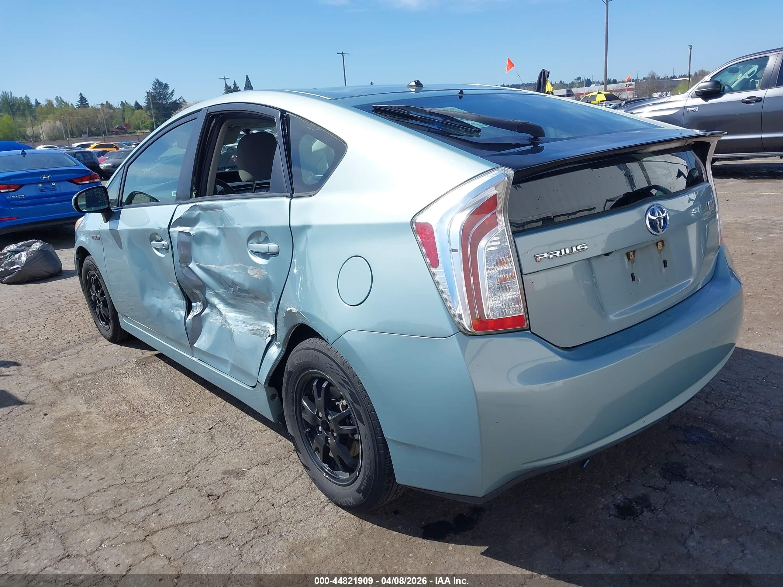 2015 Toyota Prius Two Teal vin: JTDKN3DU2F2003357